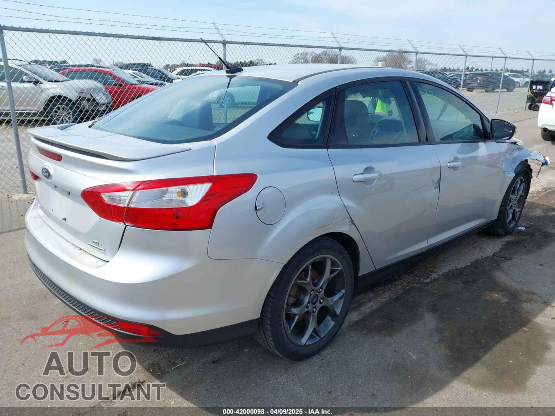FORD FOCUS 2014 - 1FADP3F28EL302607
