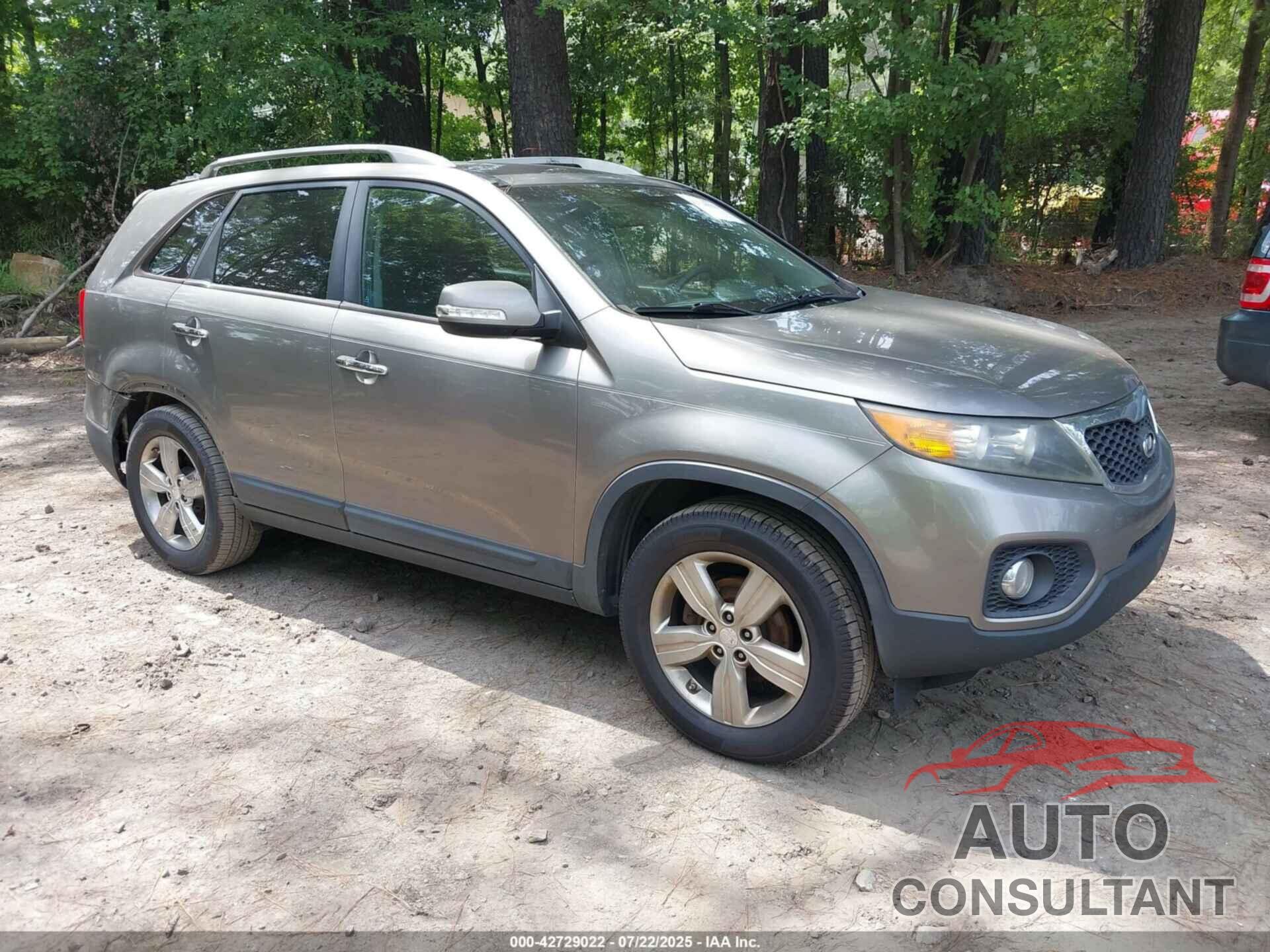 KIA SORENTO 2013 - 5XYKU4A26DG396973