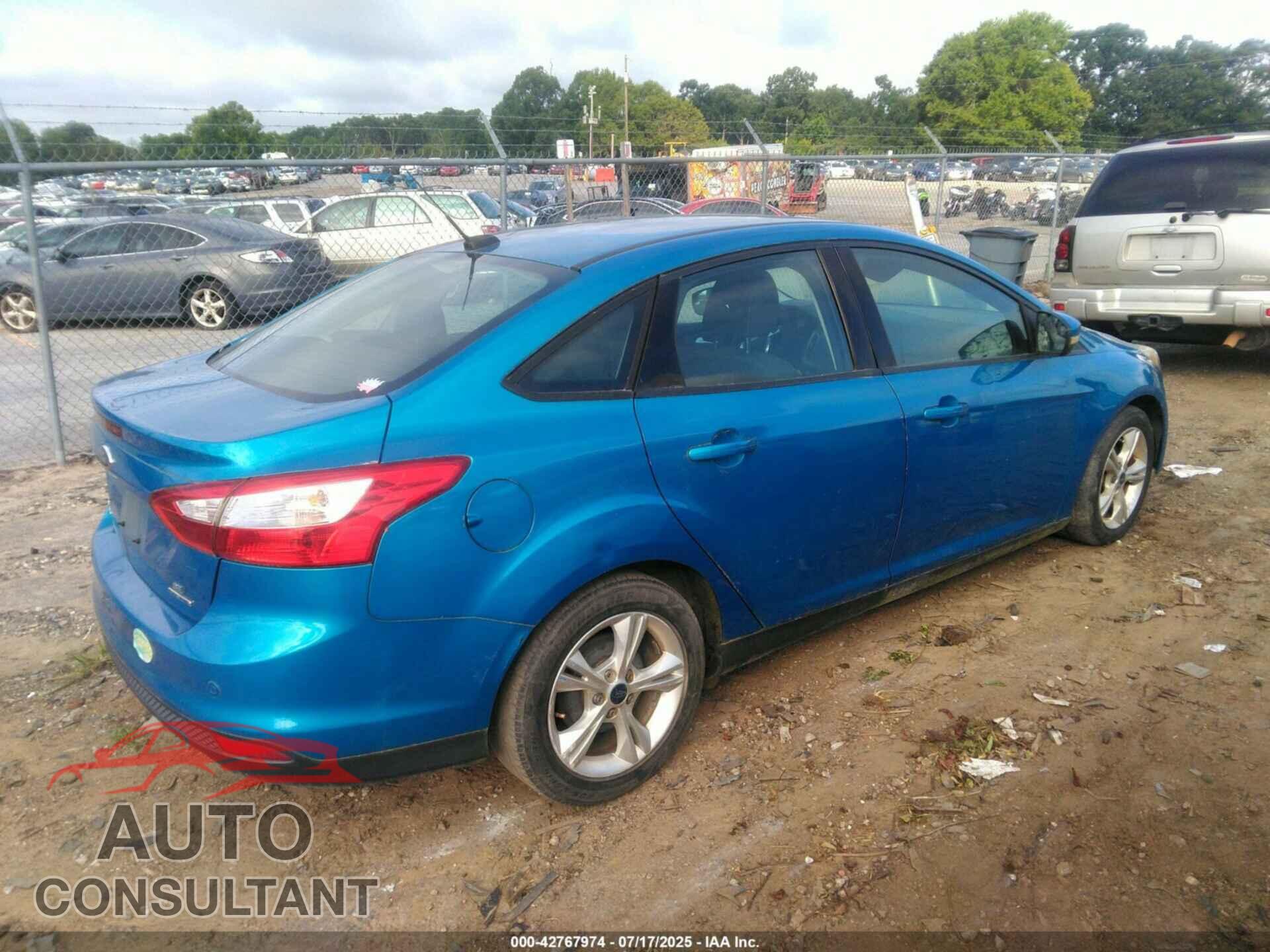 FORD FOCUS 2014 - 1FADP3F26EL235294