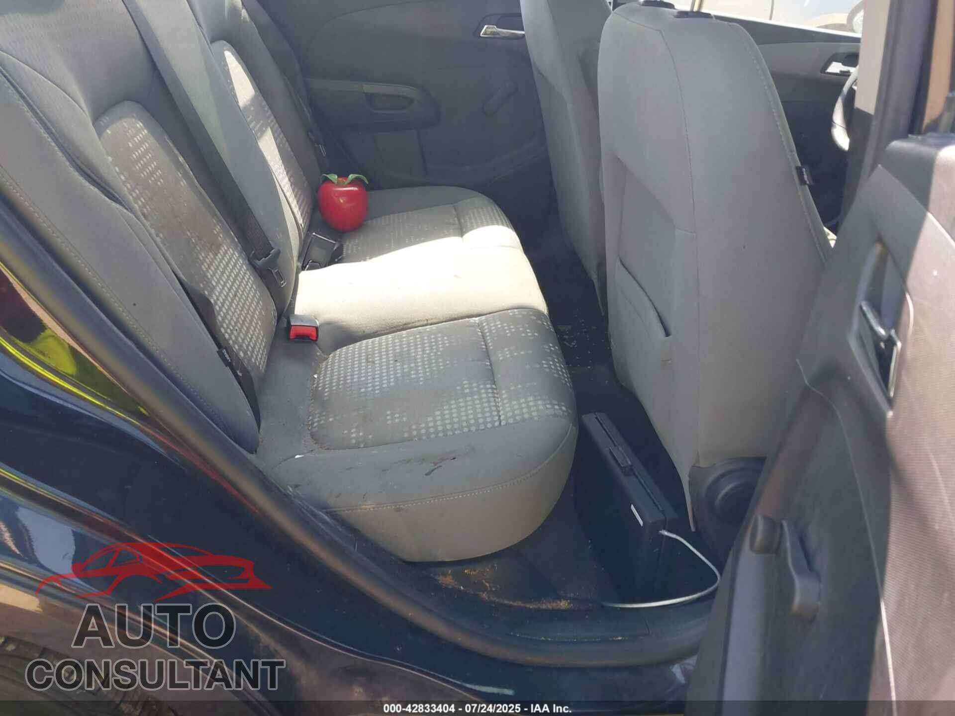 CHEVROLET SONIC 2013 - 1G1JA5SH8D4255388