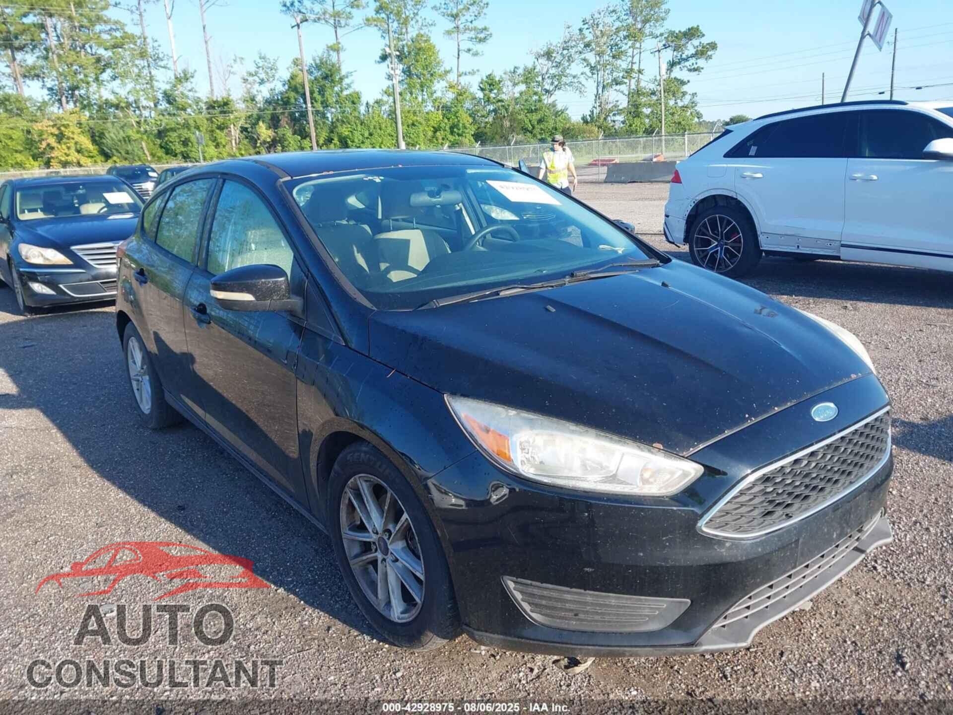 FORD FOCUS 2017 - 1FADP3K22HL232015
