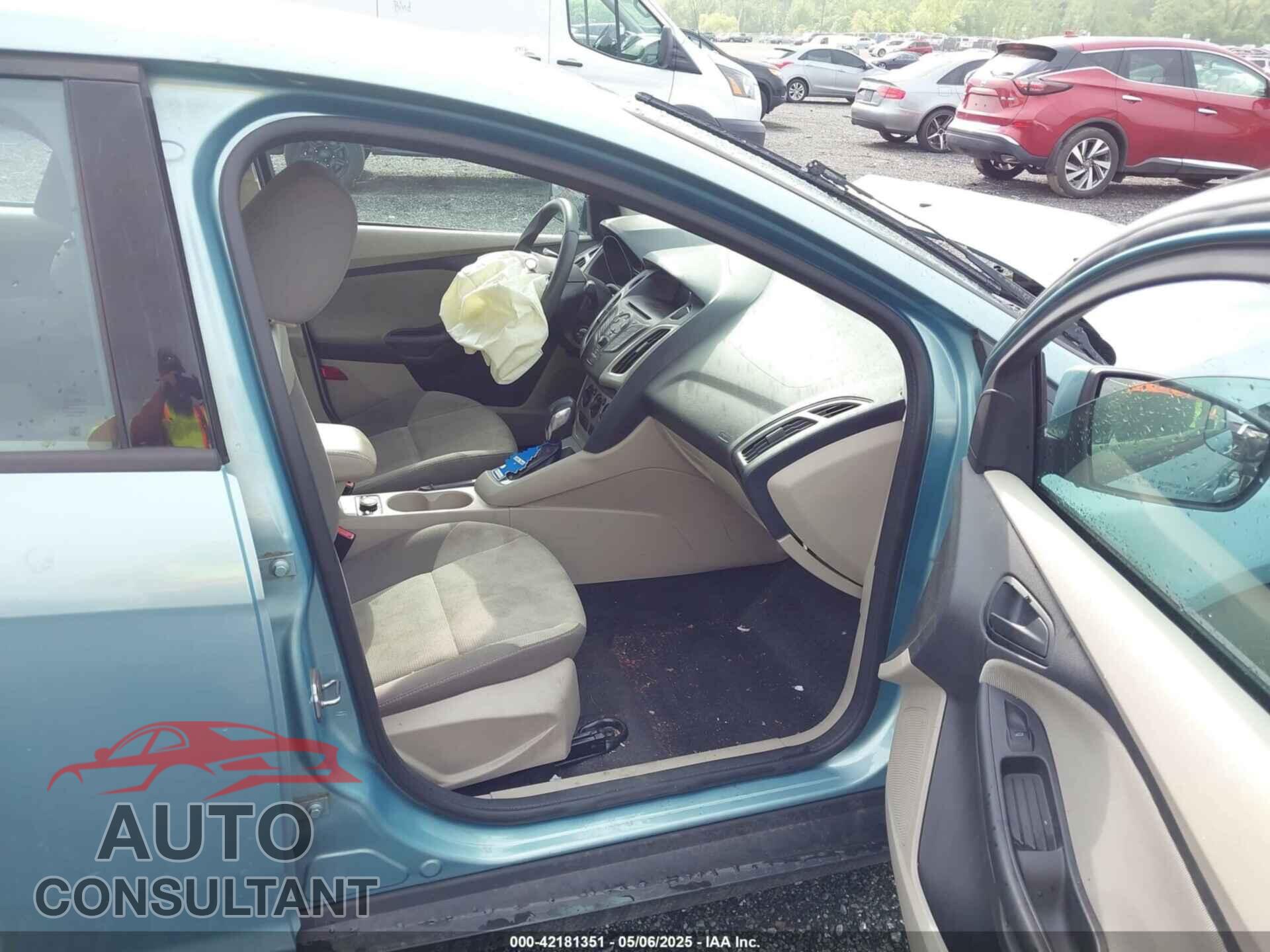 FORD FOCUS 2012 - 1FAHP3F23CL407585