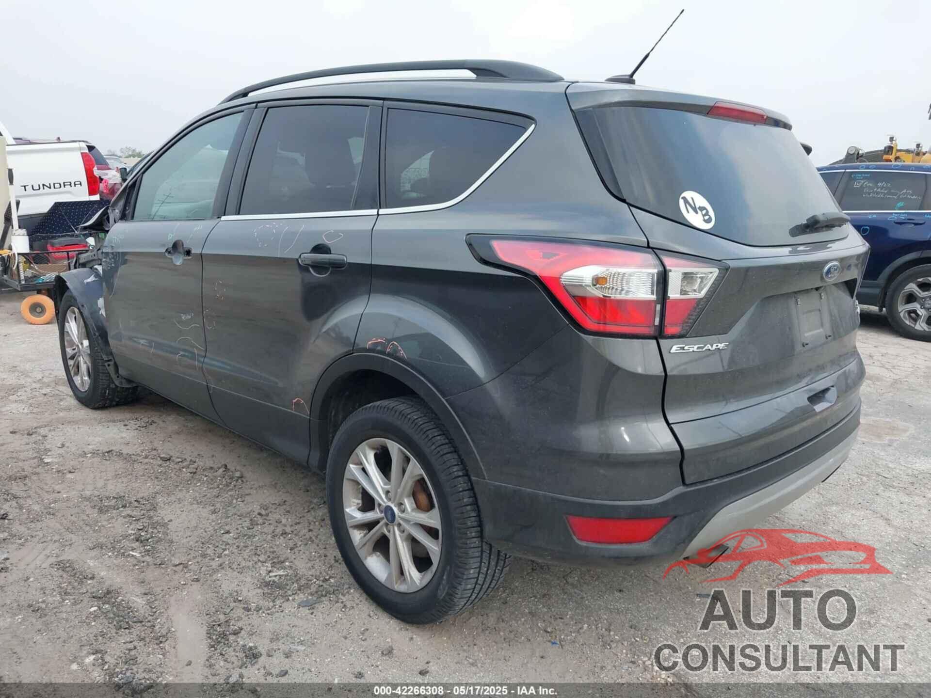FORD ESCAPE 2018 - 1FMCU0GD3JUD19036