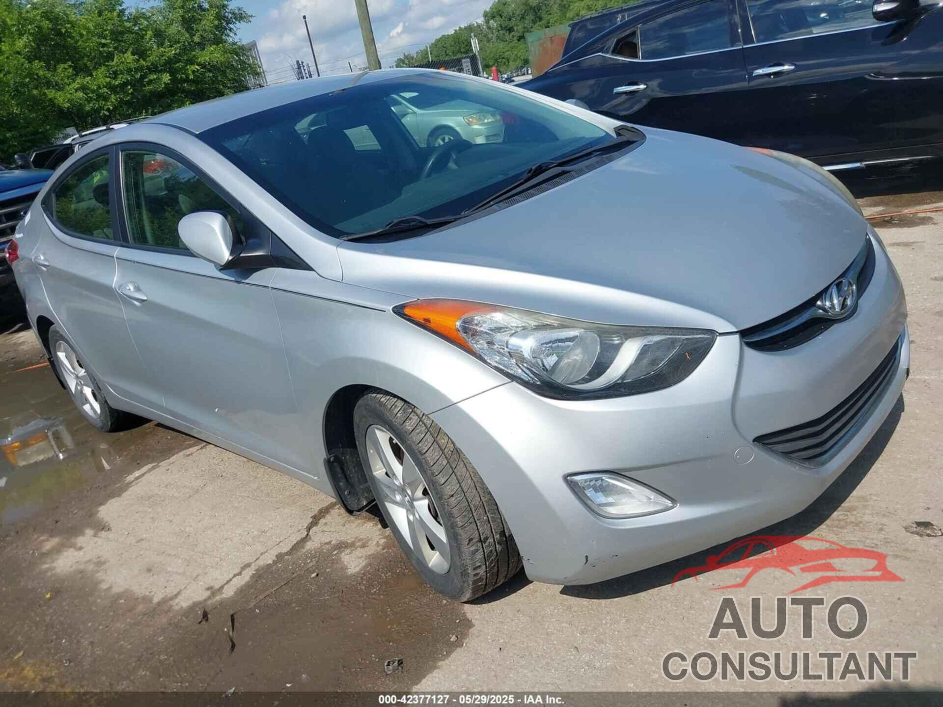 HYUNDAI ELANTRA 2013 - 5NPDH4AE6DH284139