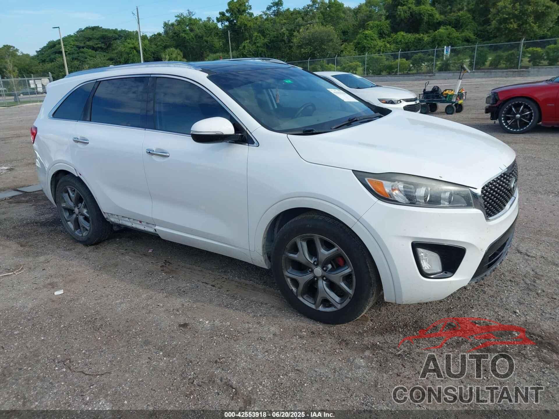 KIA SORENTO 2017 - 5XYPK4A50HG308771