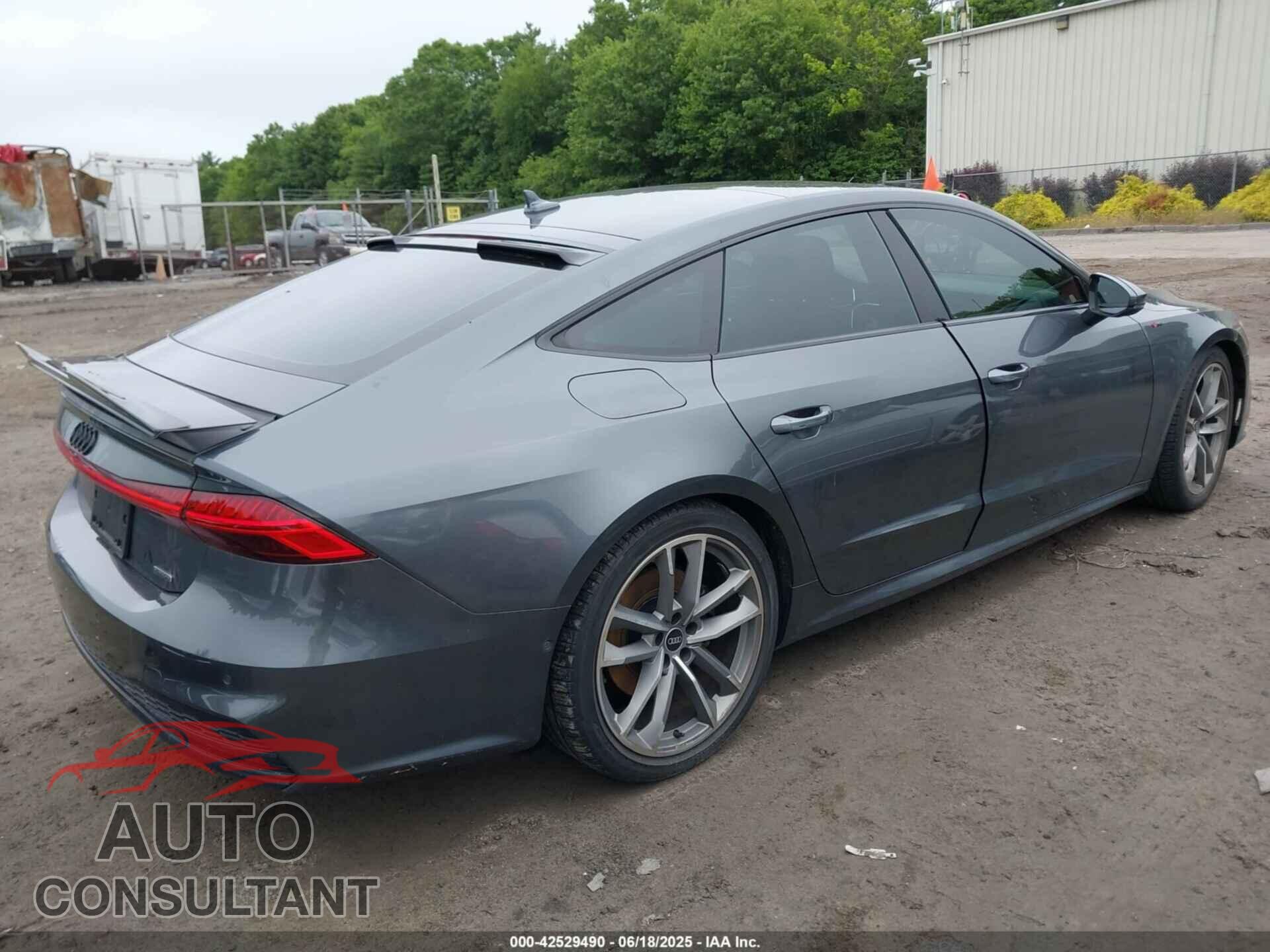 AUDI A7 2019 - WAUV2AF29KN022385