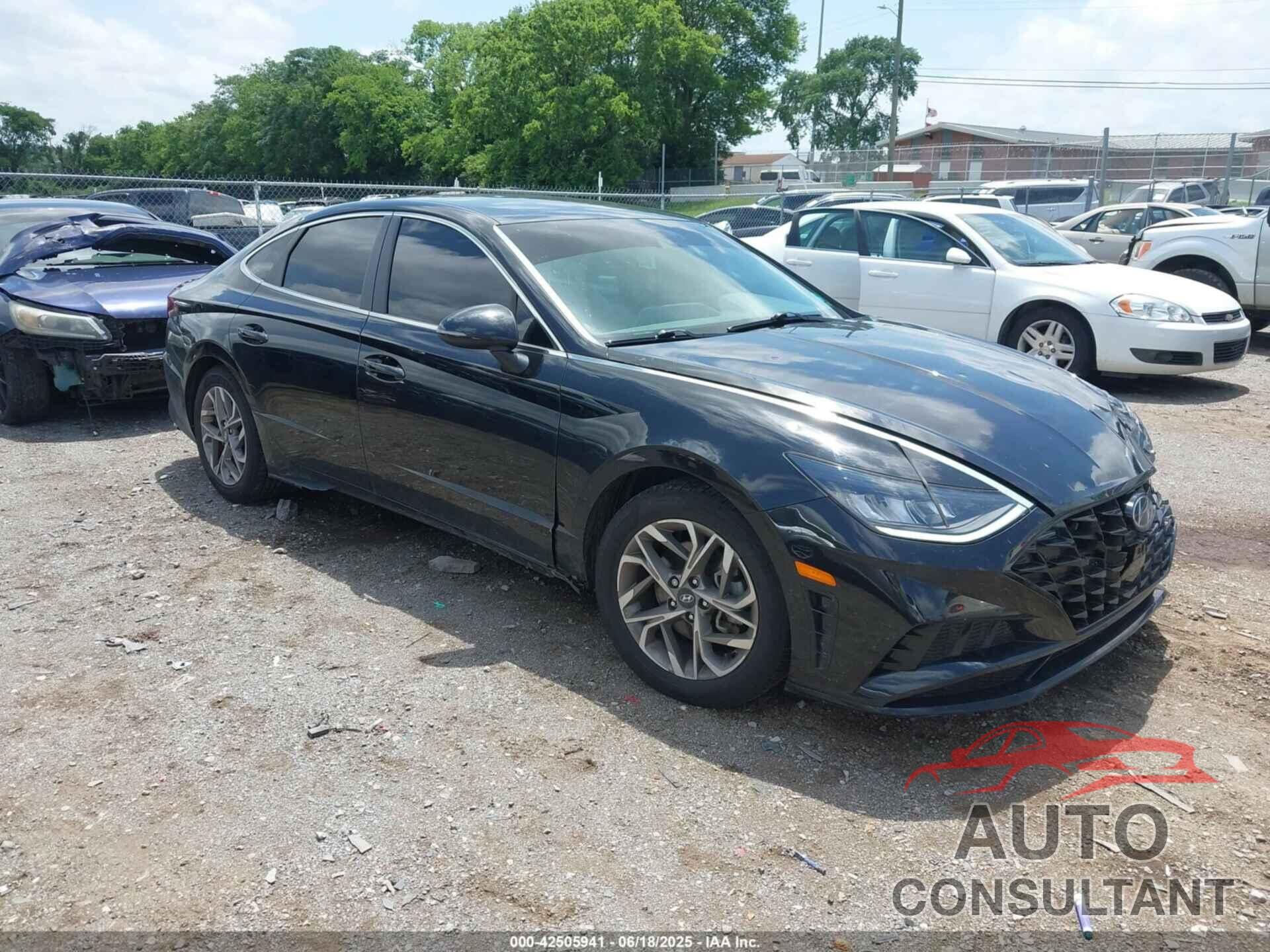 HYUNDAI SONATA 2021 - KMHL64JA3MA147029