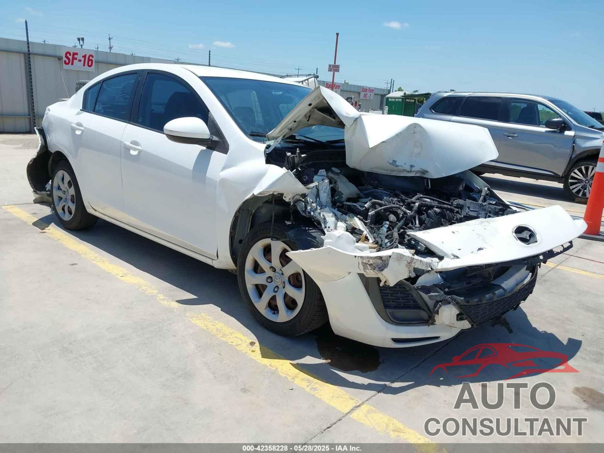 MAZDA MAZDA3 2011 - JM1BL1UF7B1472584