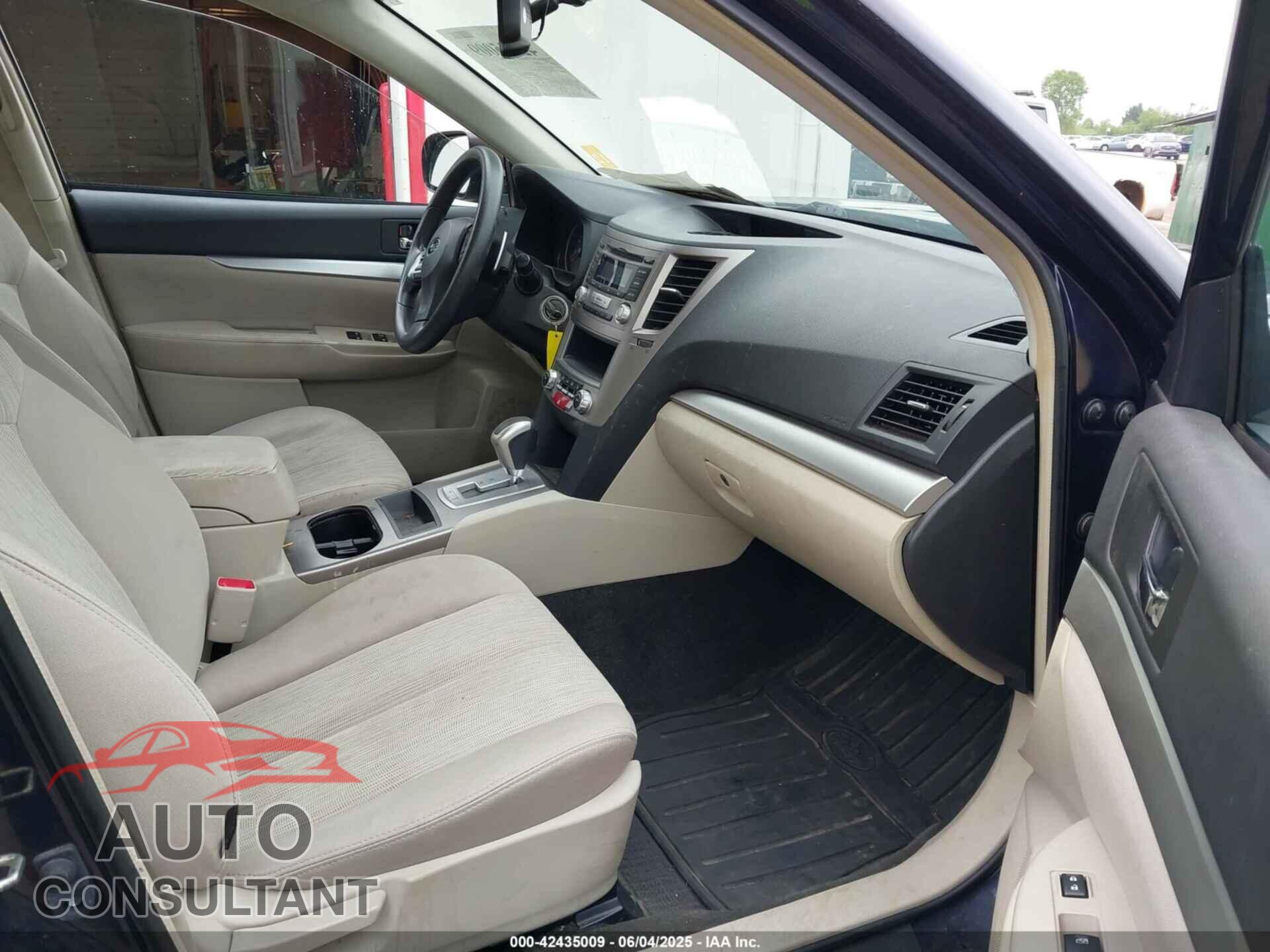 SUBARU OUTBACK 2014 - 4S4BRCAC8E3242982