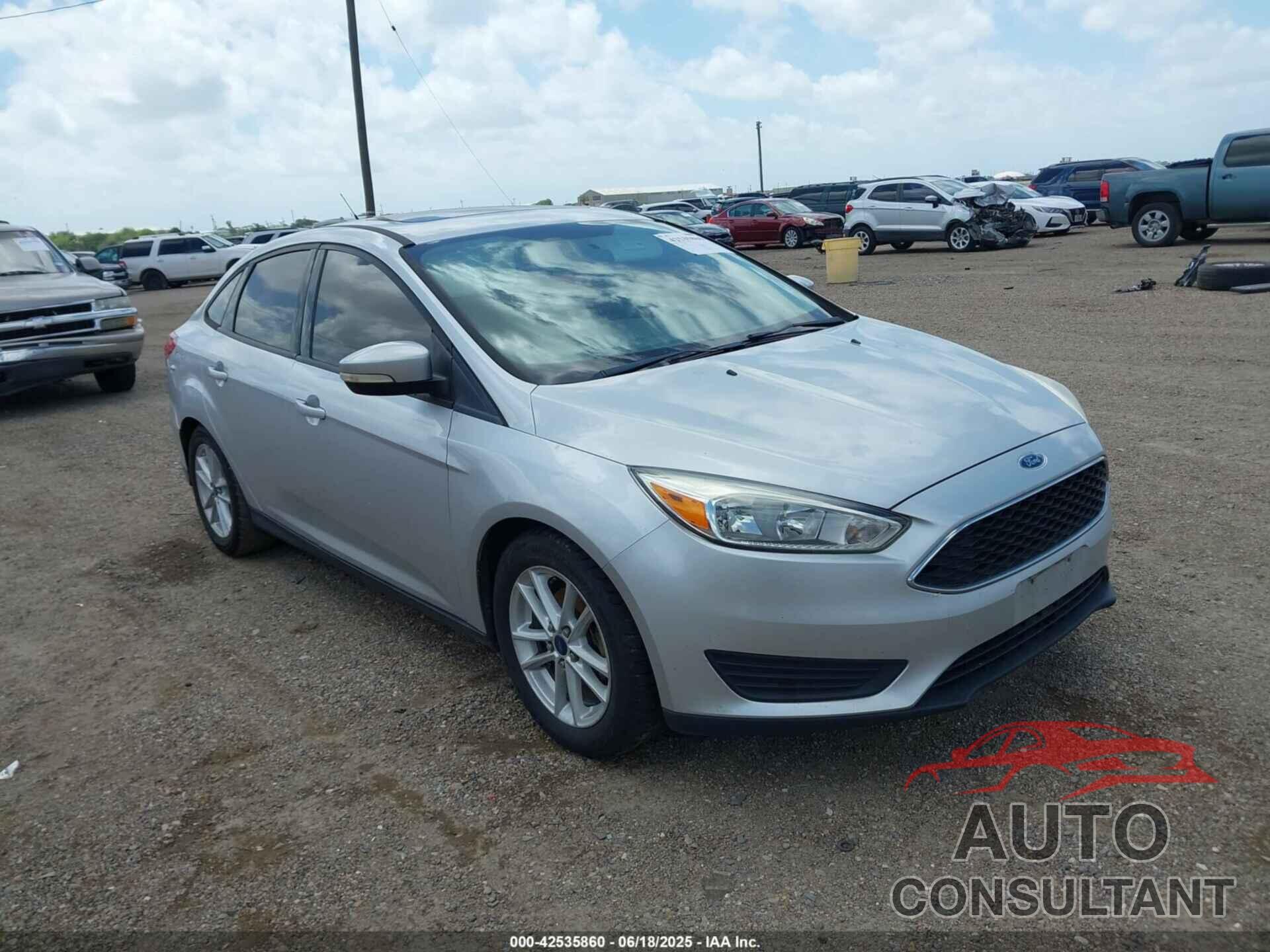 FORD FOCUS 2015 - 1FADP3F28FL205635