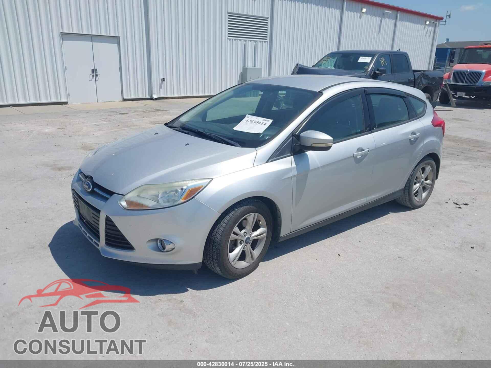 FORD FOCUS 2012 - 1FAHP3K29CL320926