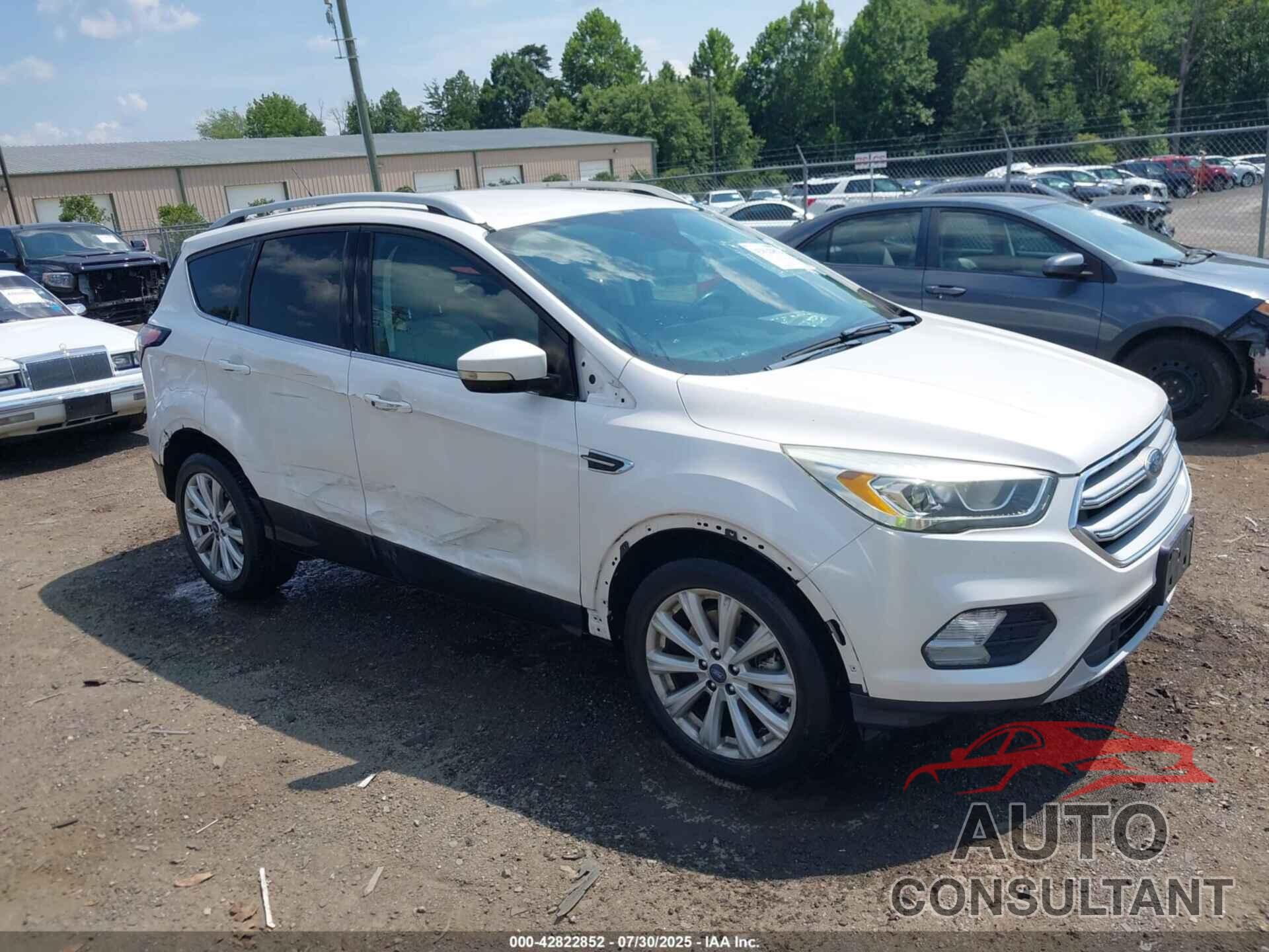 FORD ESCAPE 2017 - 1FMCU9JDXHUC69940