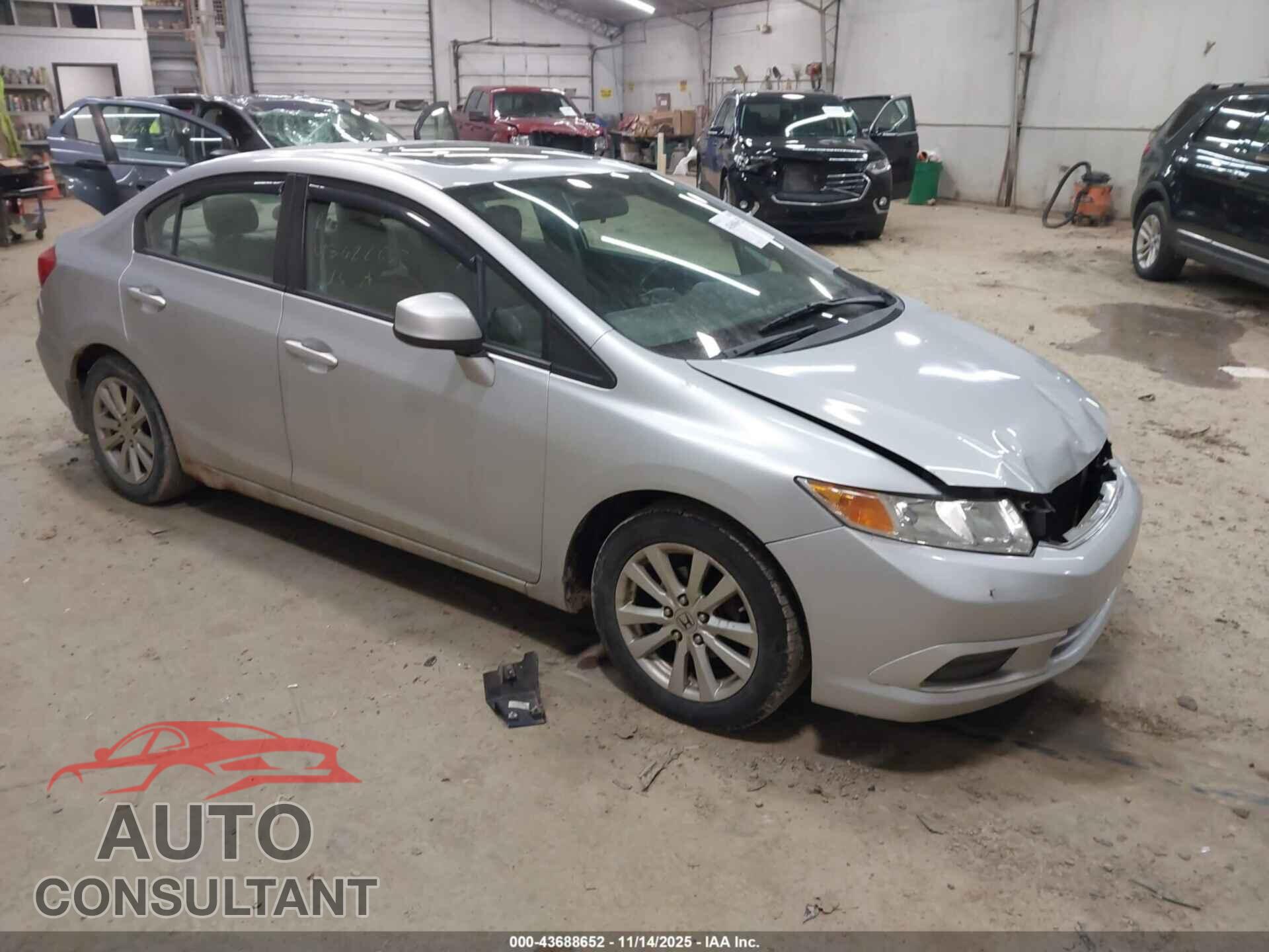 HONDA CIVIC 2012 - 2HGFB2F98CH528490