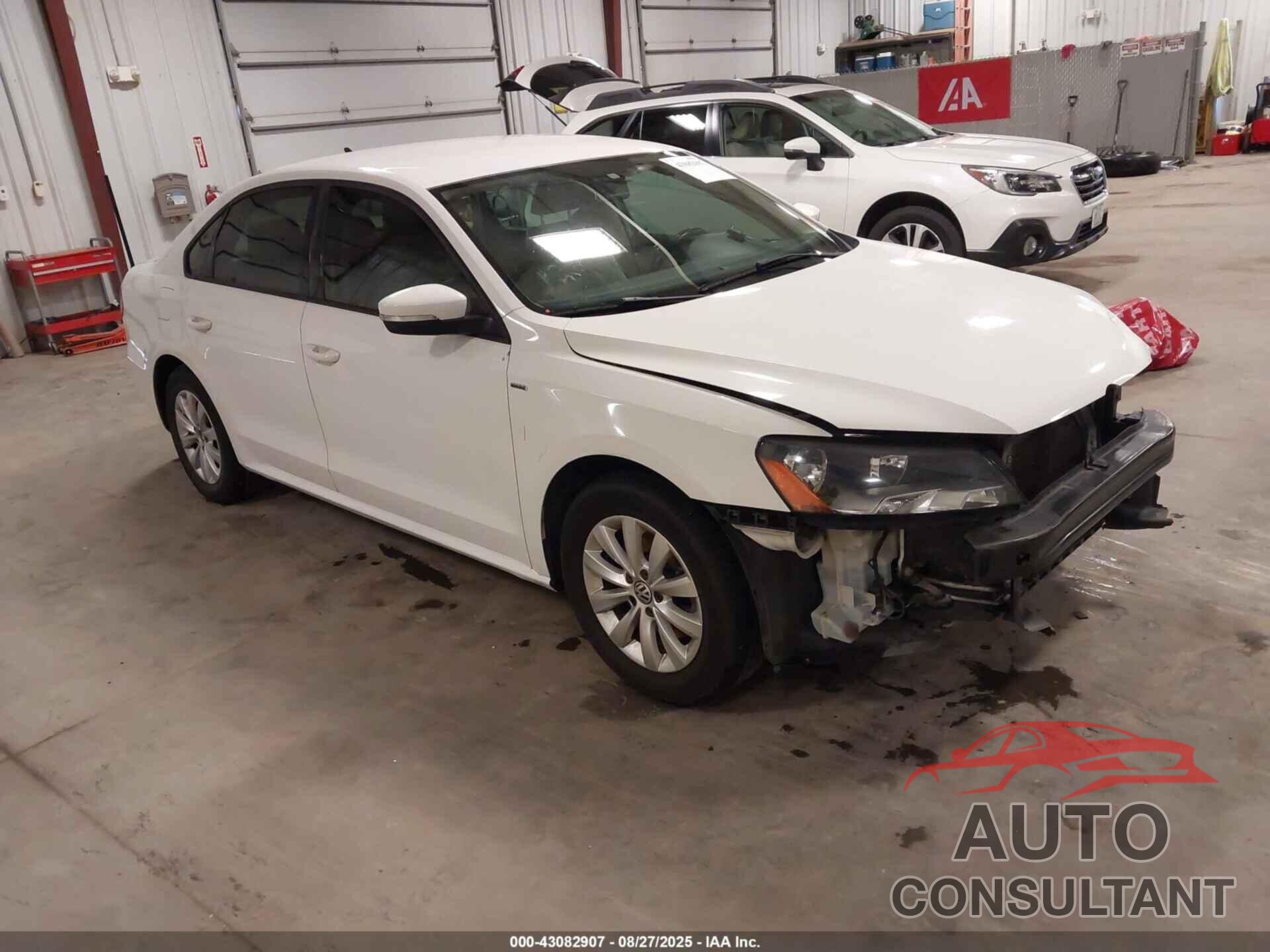 VOLKSWAGEN PASSAT 2014 - 1VWAS7A31EC120750