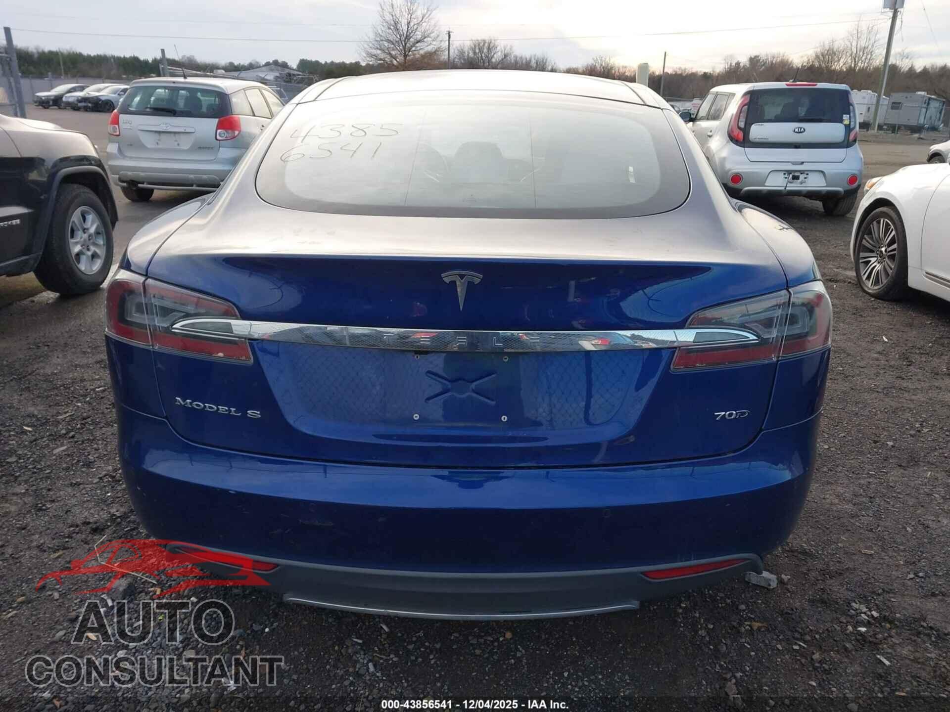 TESLA MODEL S 2015 - 5YJSA1S20FF093624