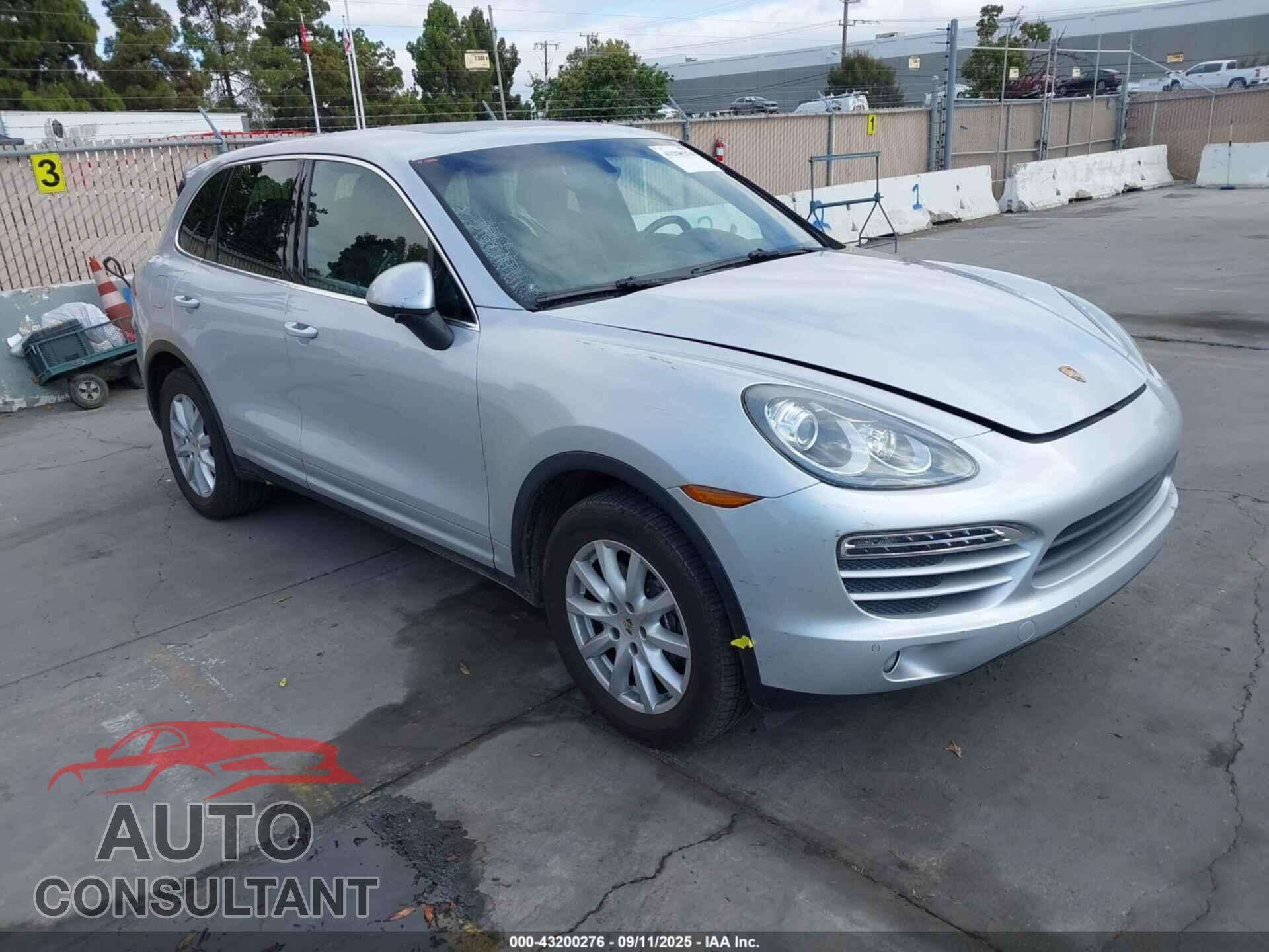 PORSCHE CAYENNE 2012 - WP1AA2A24CLA10612