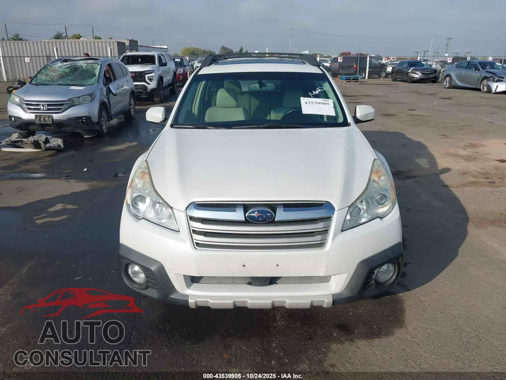 SUBARU OUTBACK 2013 - 4S4BRBKC8D3235537