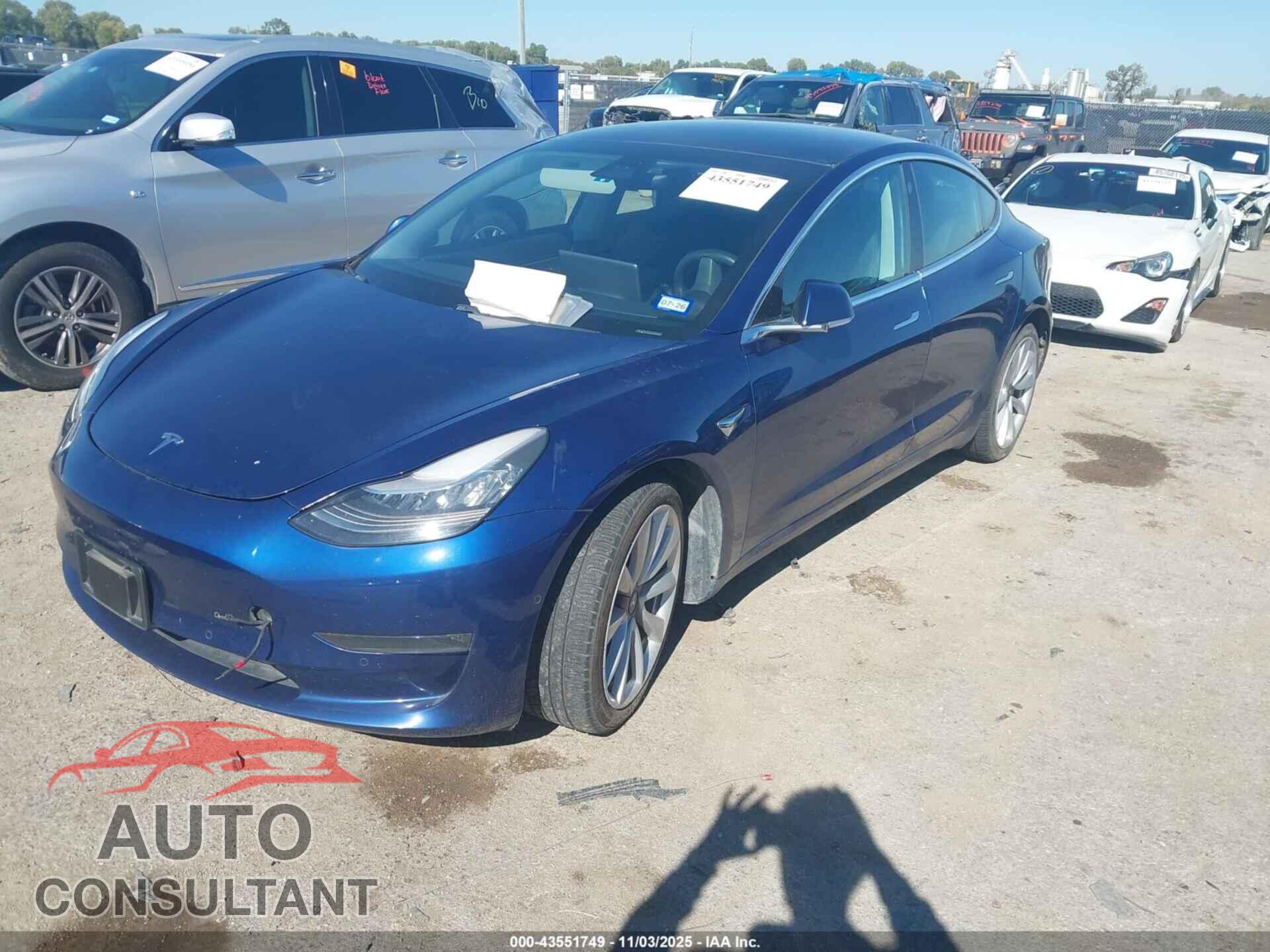 TESLA MODEL 3 2019 - 5YJ3E1EB2KF389954