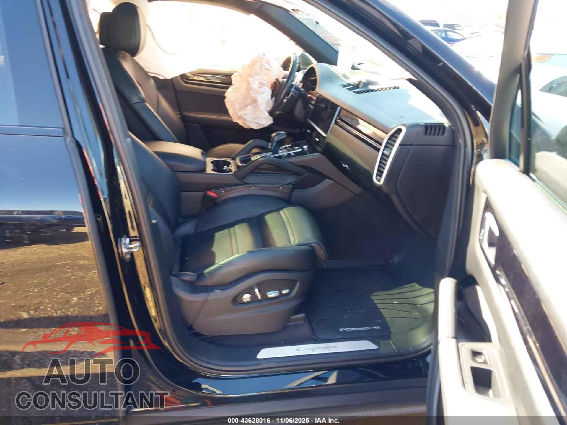 PORSCHE CAYENNE 2020 - WP1AA2AY1LDA10016