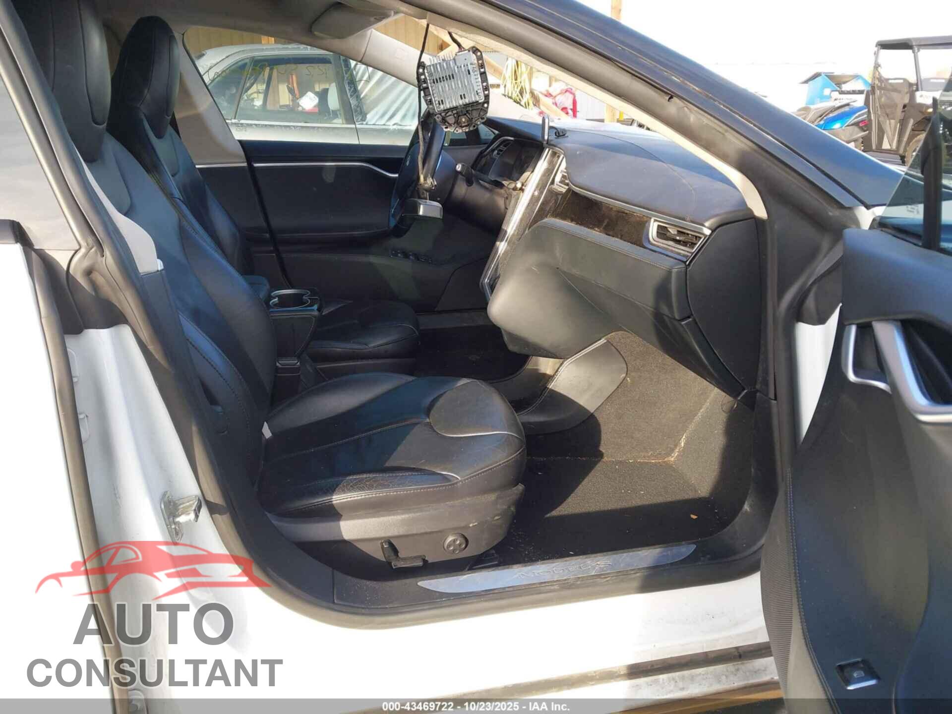 TESLA MODEL S 2015 - 5YJSA1S14FF099532