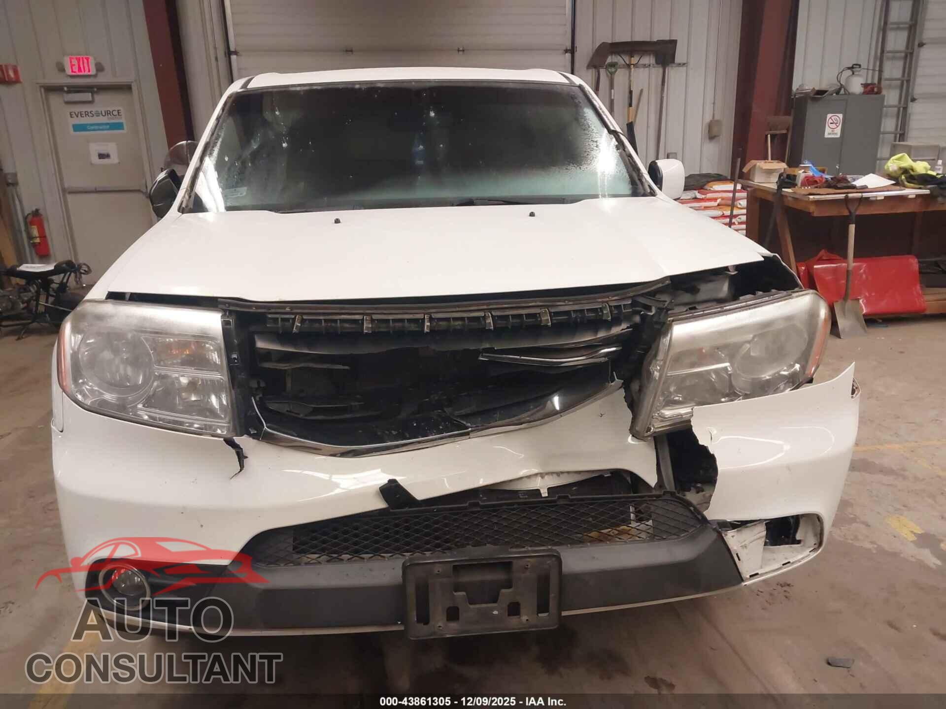 HONDA PILOT 2015 - 5FNYF4H58FB036103