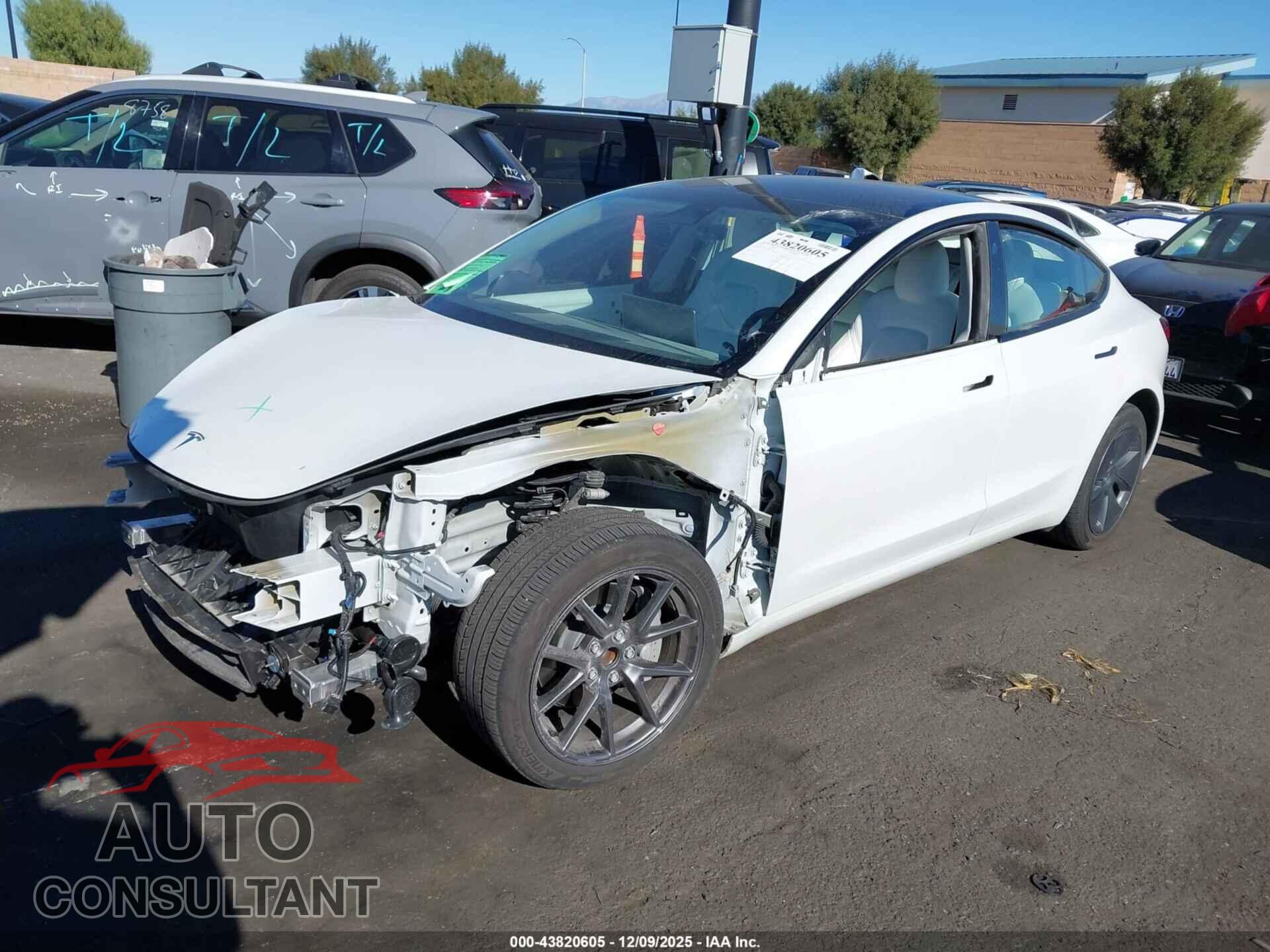 TESLA MODEL 3 2023 - 5YJ3E1EA2PF398491