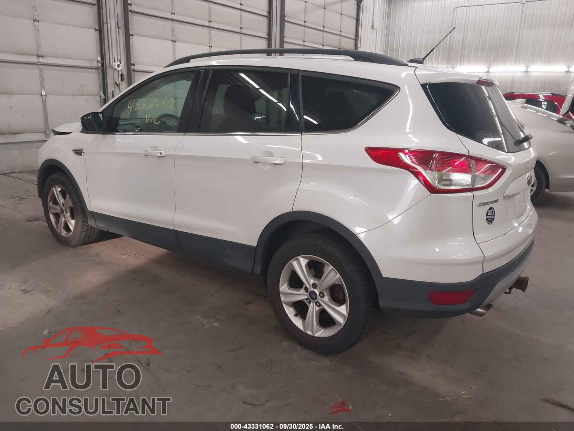 FORD ESCAPE 2015 - 1FMCU9G96FUB19498