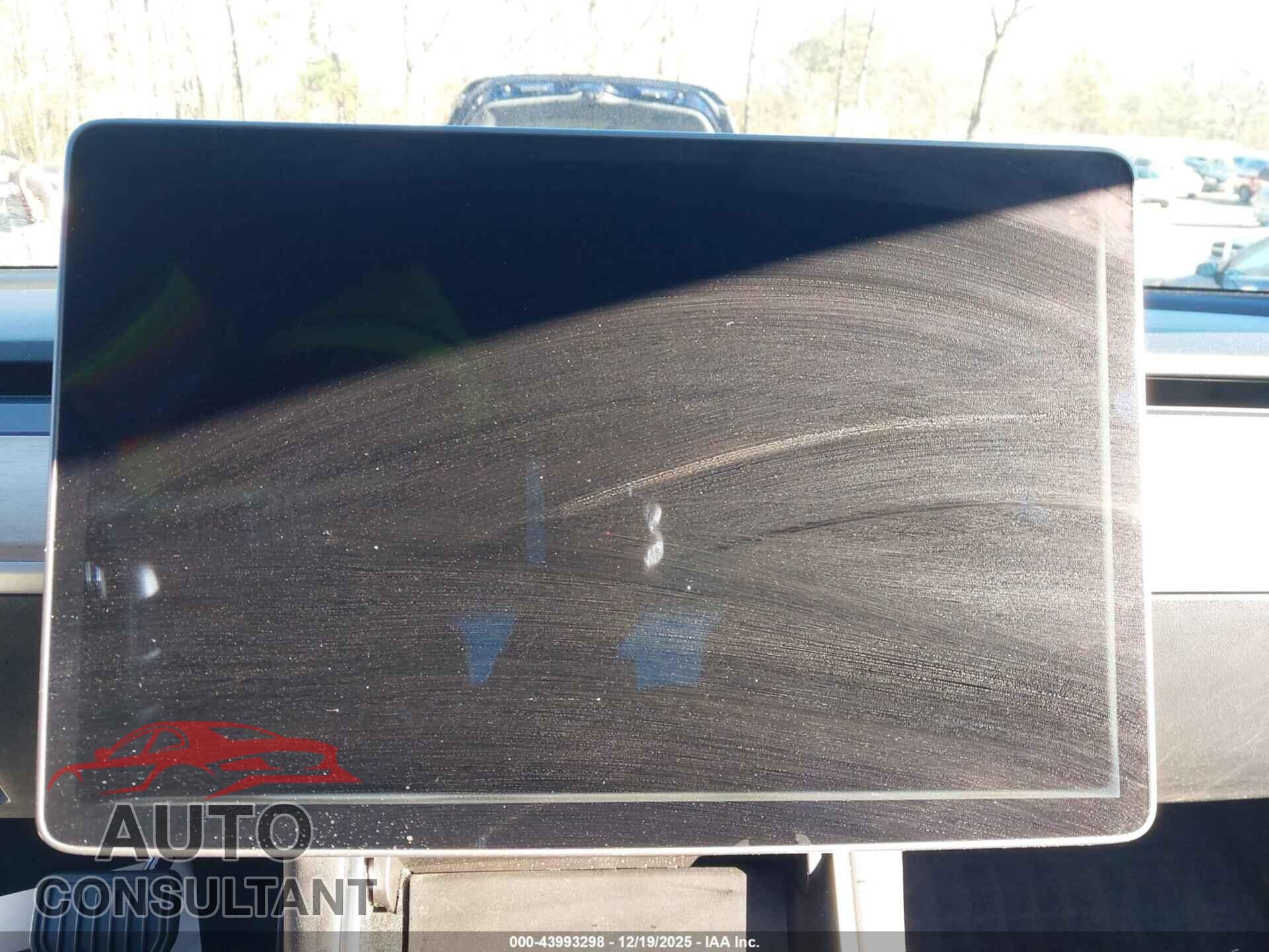TESLA MODEL 3 2018 - 5YJ3E1EB9JF054737