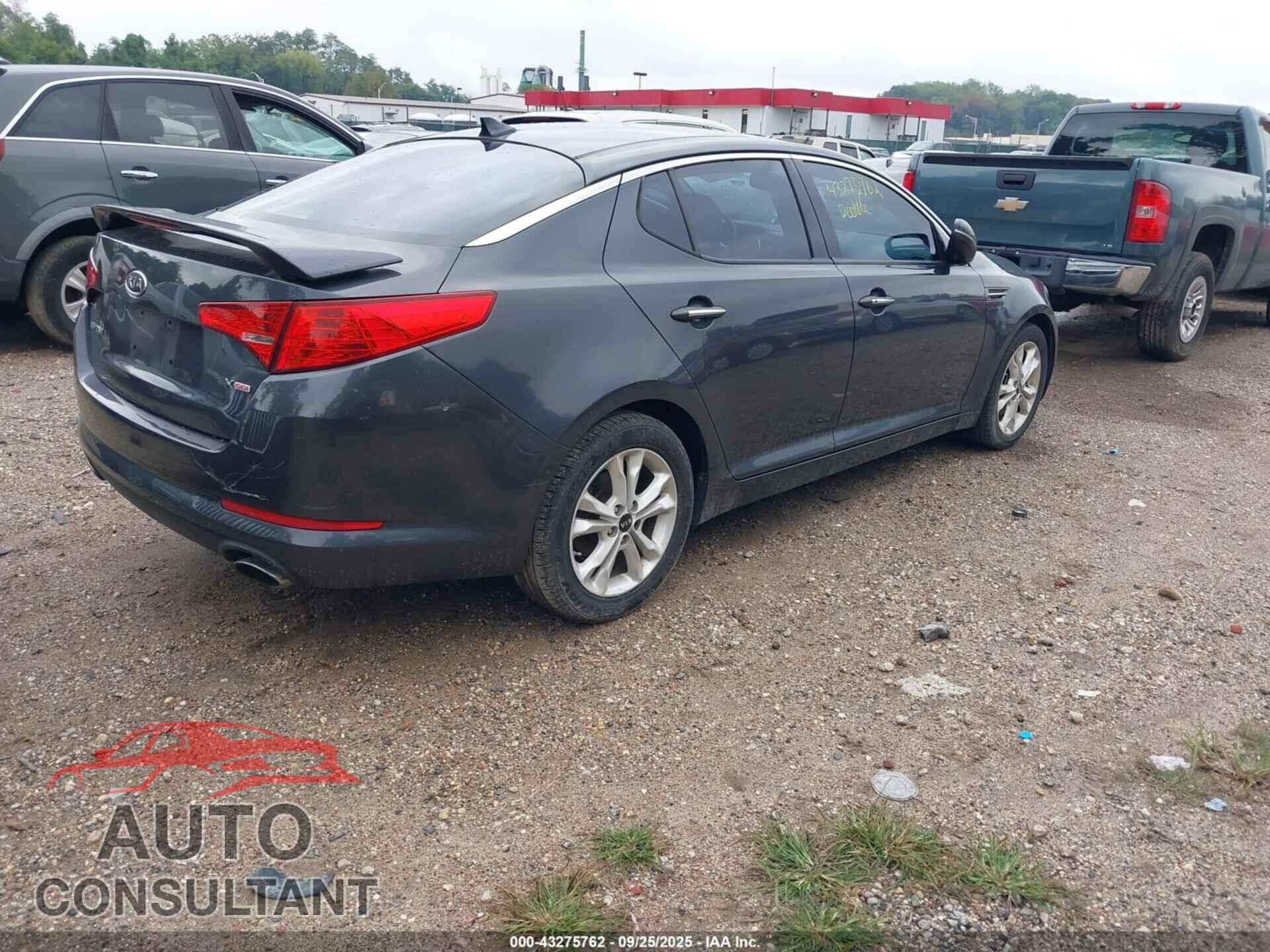 KIA OPTIMA 2011 - KNAGN4A79B5059523