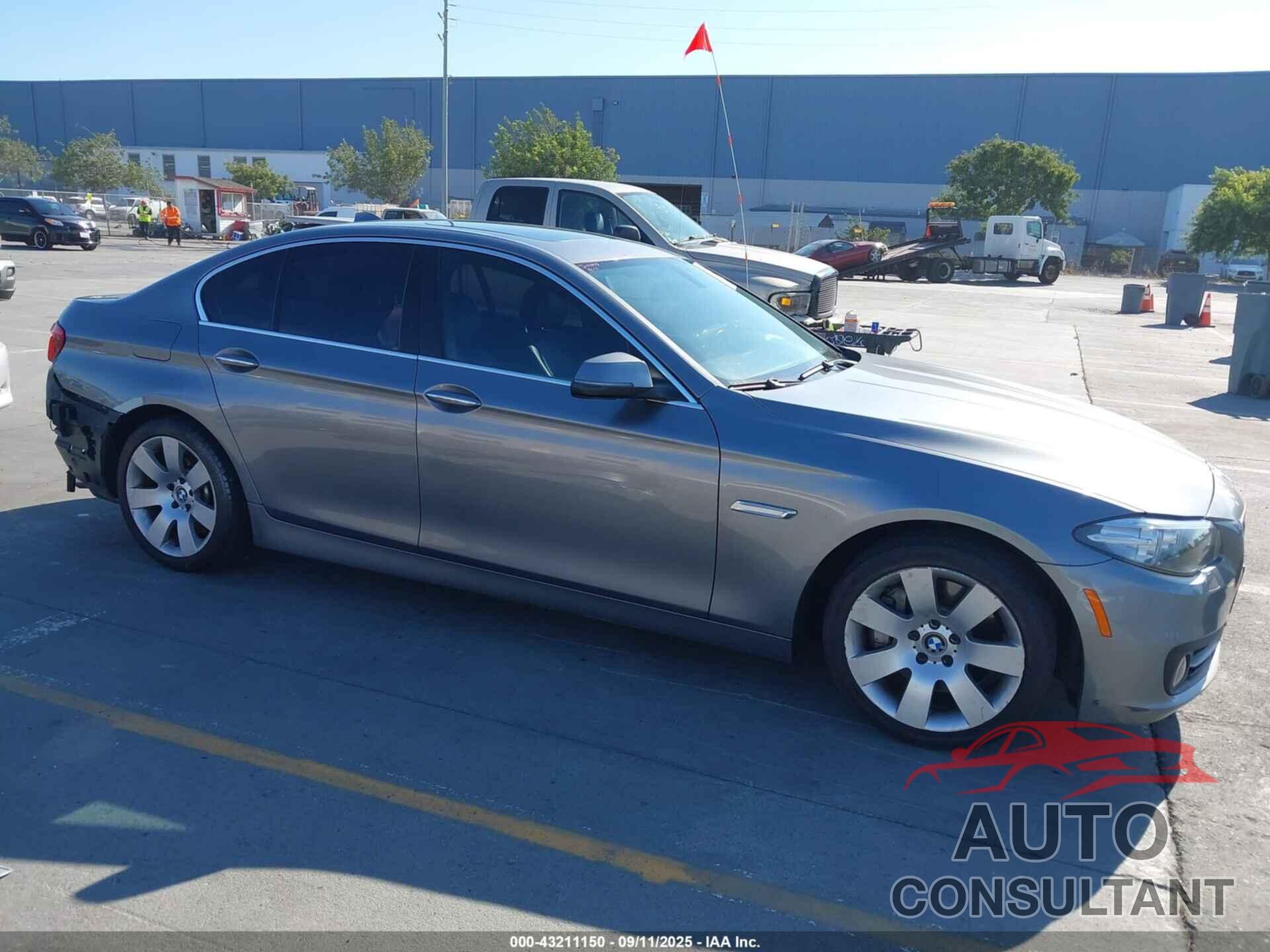 BMW 535I 2016 - WBA5B1C51GG551064