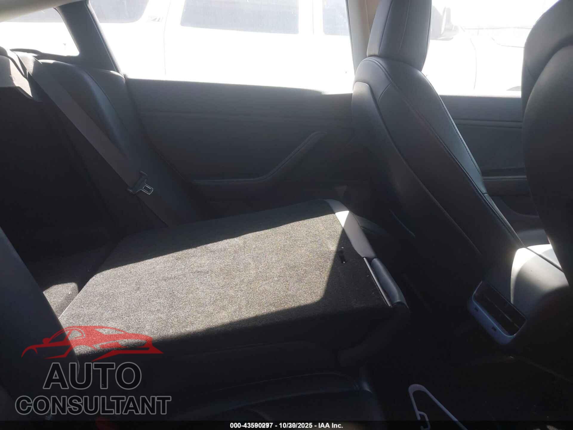 TESLA MODEL 3 2018 - 5YJ3E1EA7JF007536