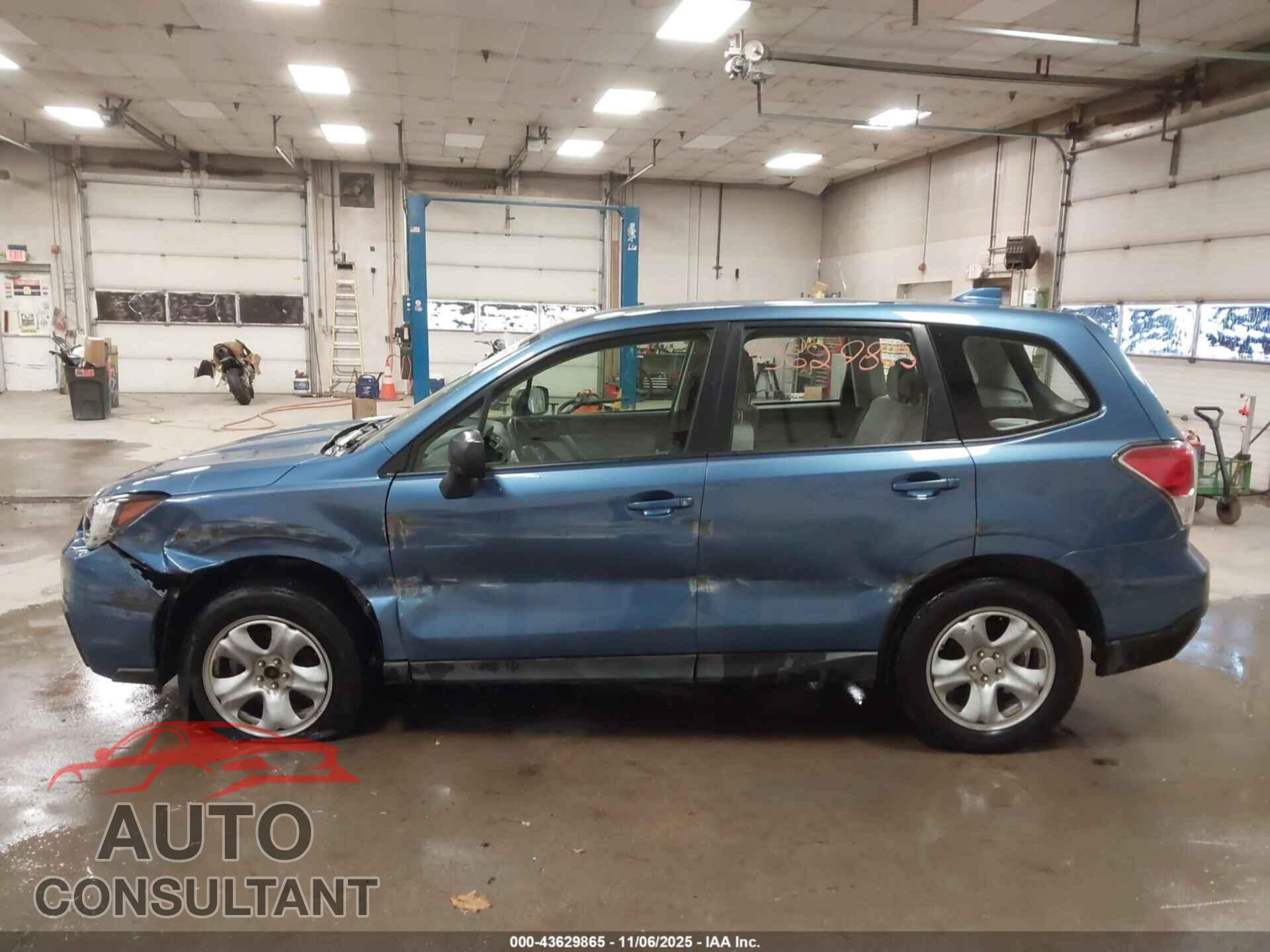 SUBARU FORESTER 2018 - JF2SJAAC3JG529523