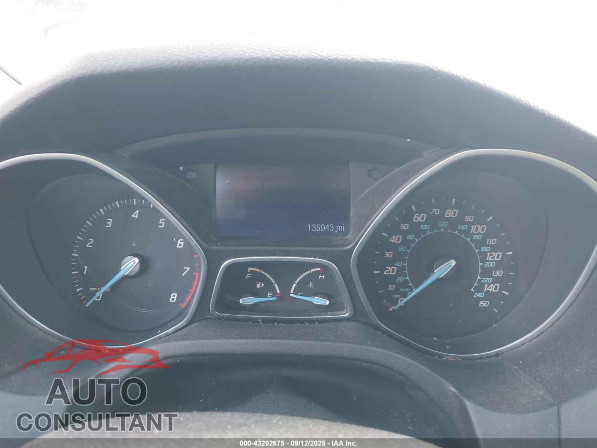 FORD FOCUS 2012 - 1FAHP3M22CL287314