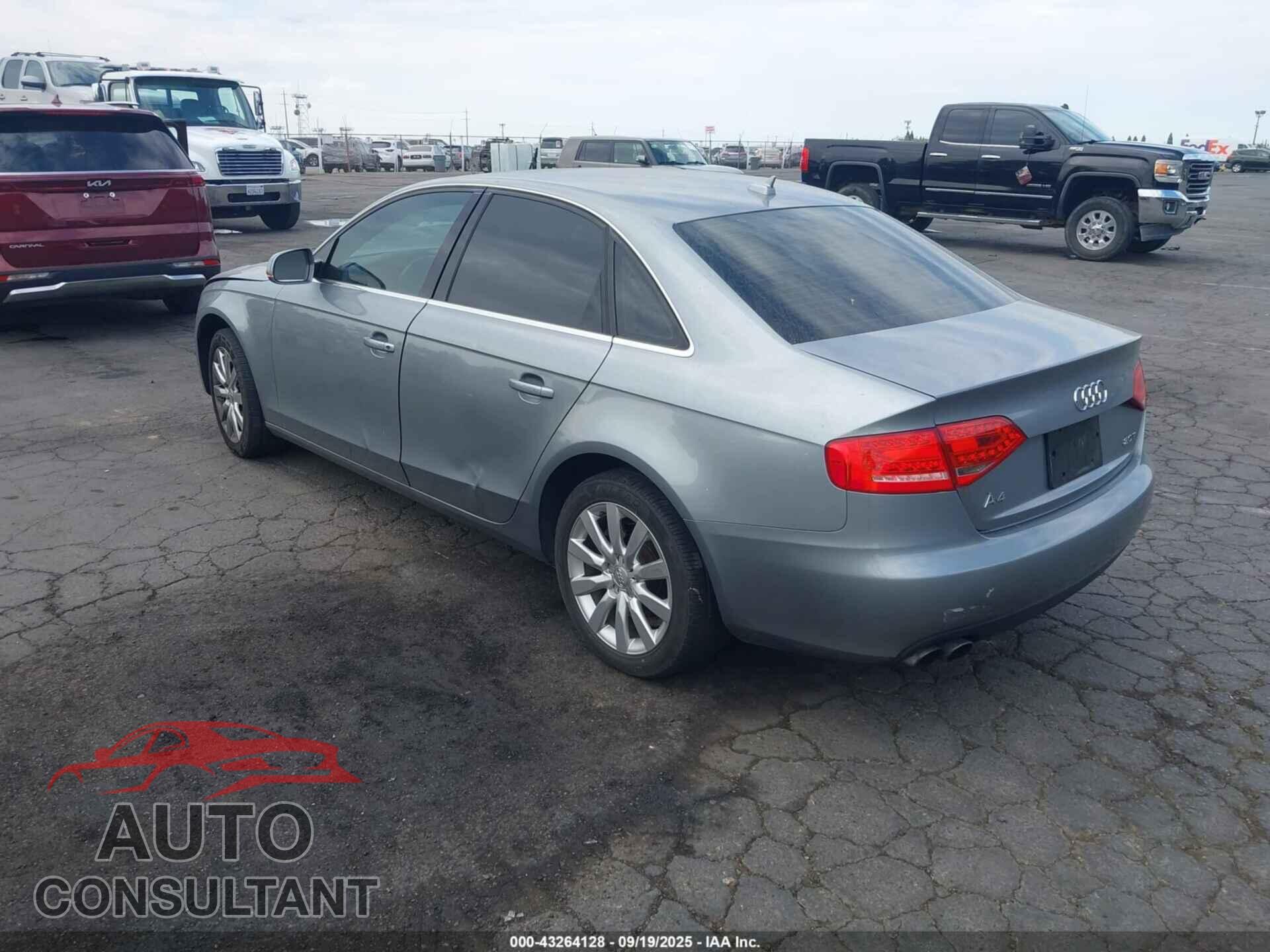 AUDI A4 2010 - WAUEFAFL7AN032148