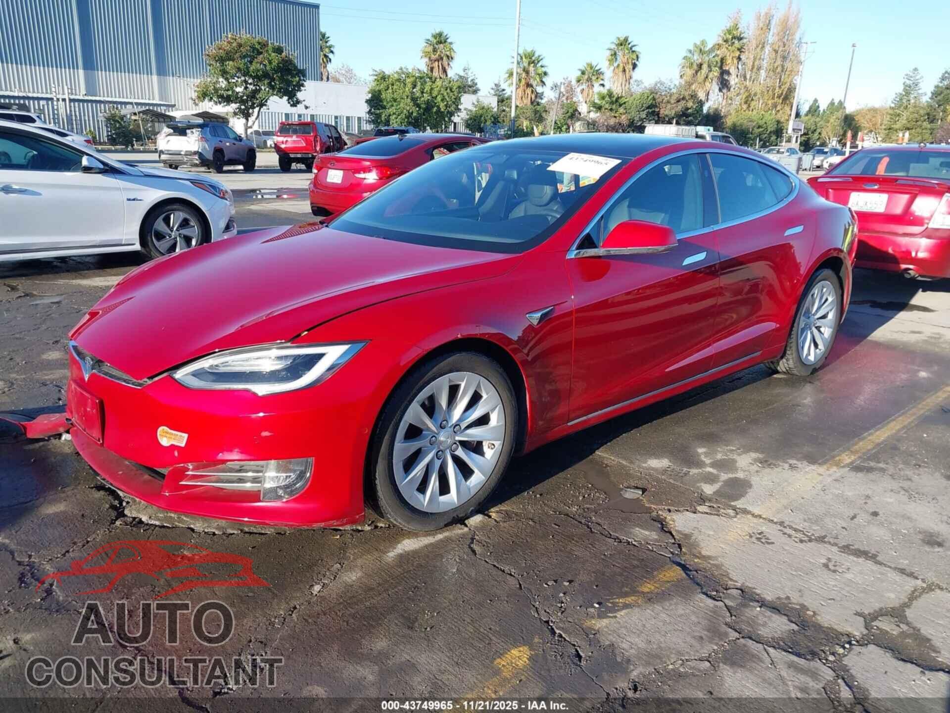 TESLA MODEL S 2018 - 5YJSA1E24JF293359