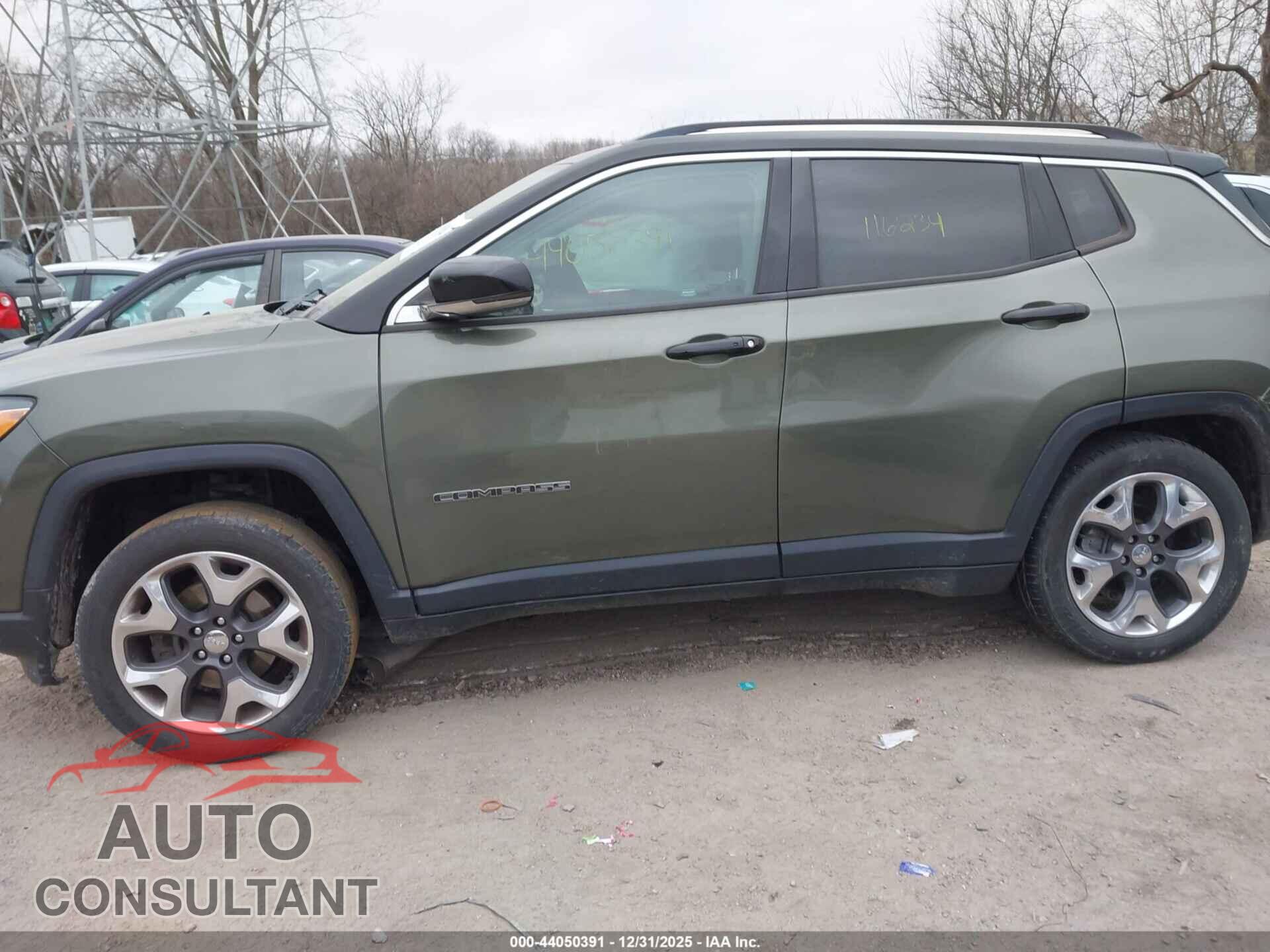JEEP COMPASS 2018 - 3C4NJDCBXJT210195