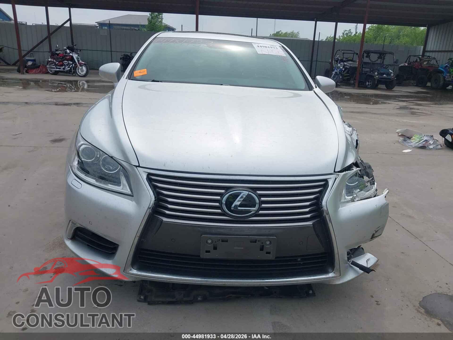 LEXUS LS 460 2017 - JTHBL5EF4H5144108