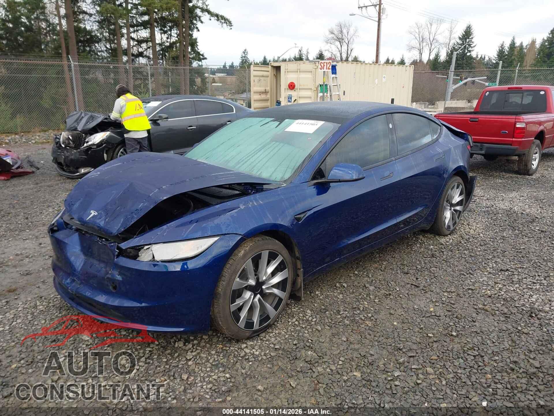 TESLA MODEL 3 2024 - 5YJ3E1EB3RF816178