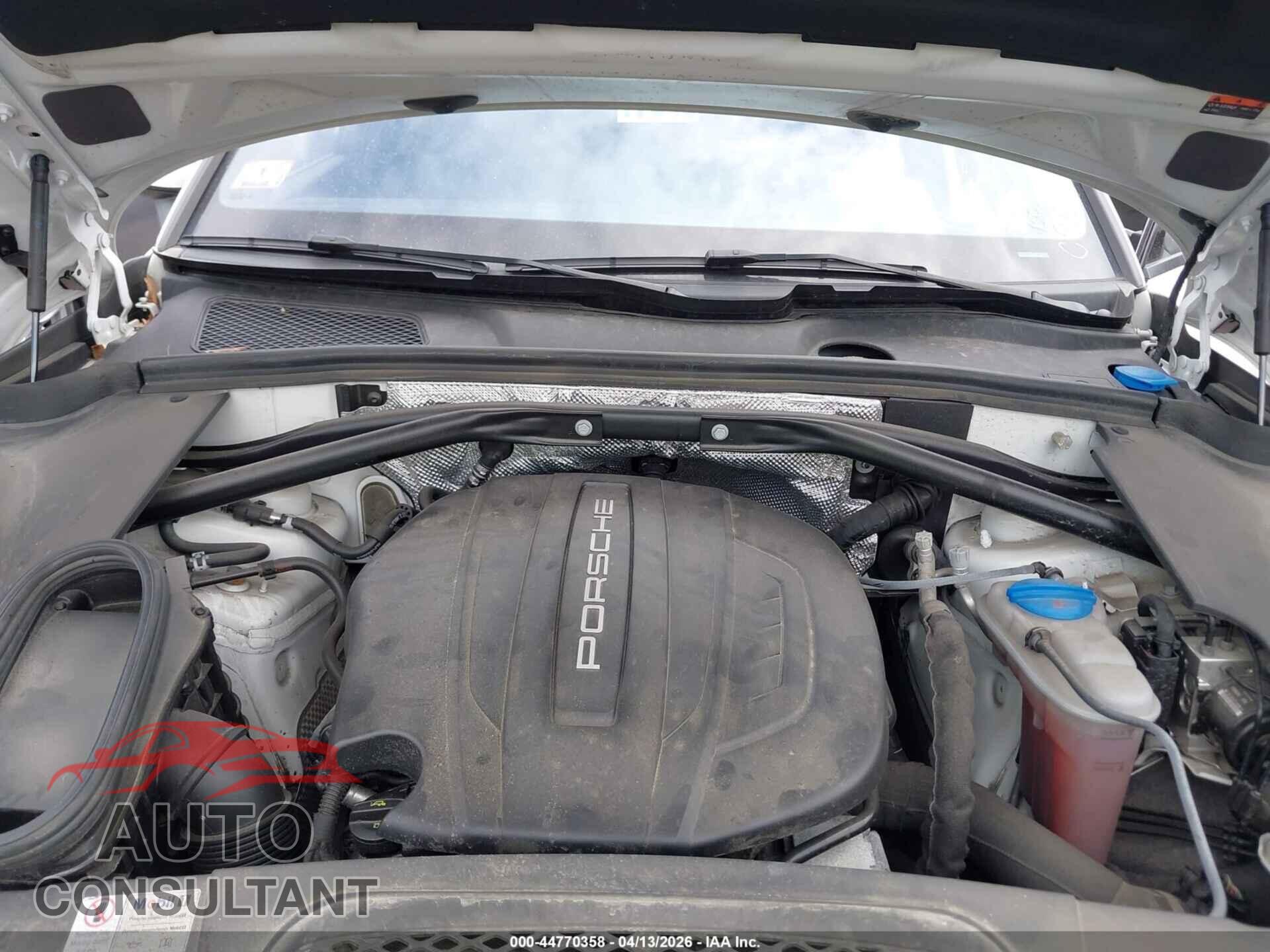 PORSCHE MACAN 2017 - WP1AA2A5XHLB05855