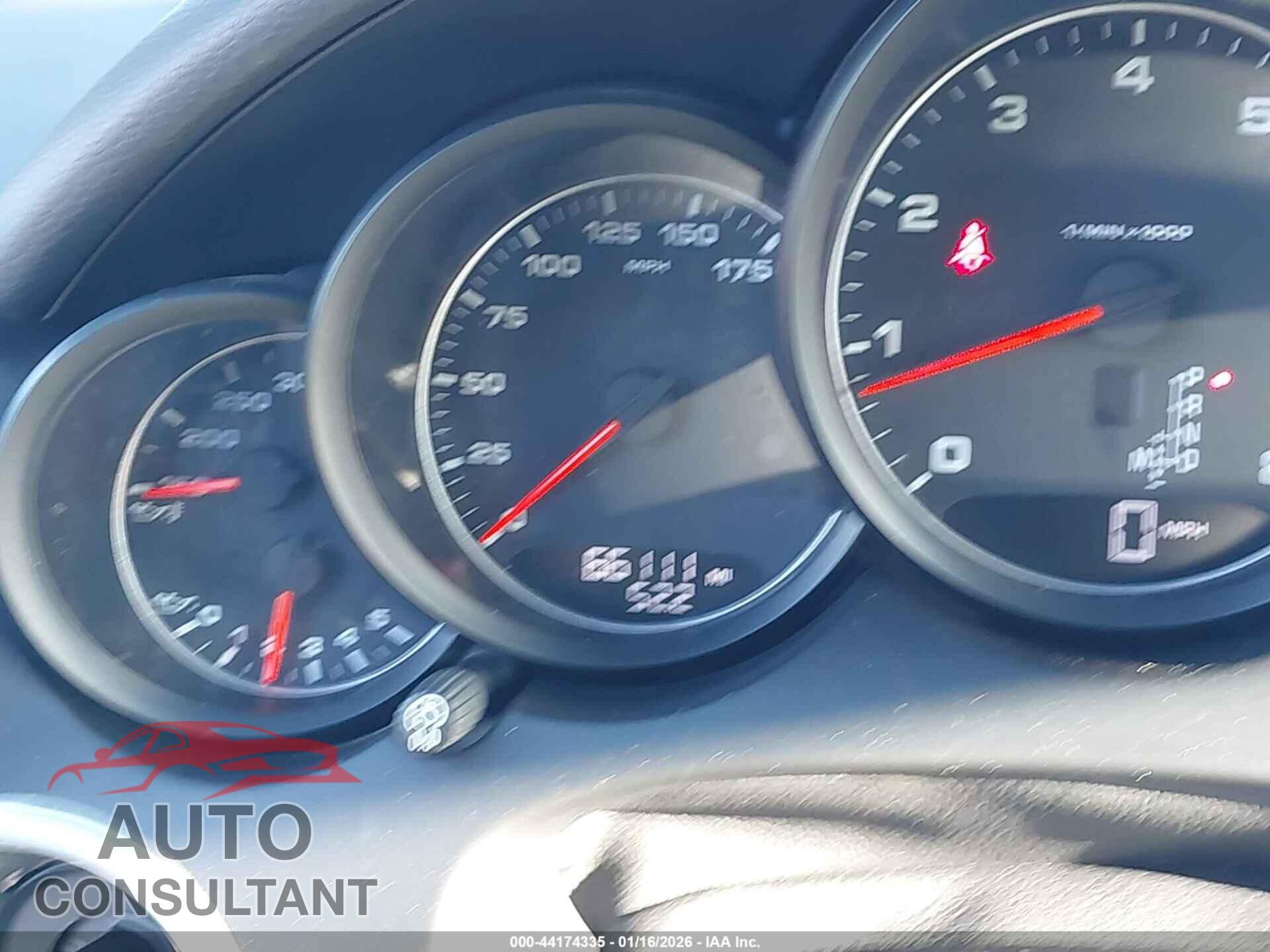 PORSCHE CAYENNE 2012 - WP1AA2A28CLA07308