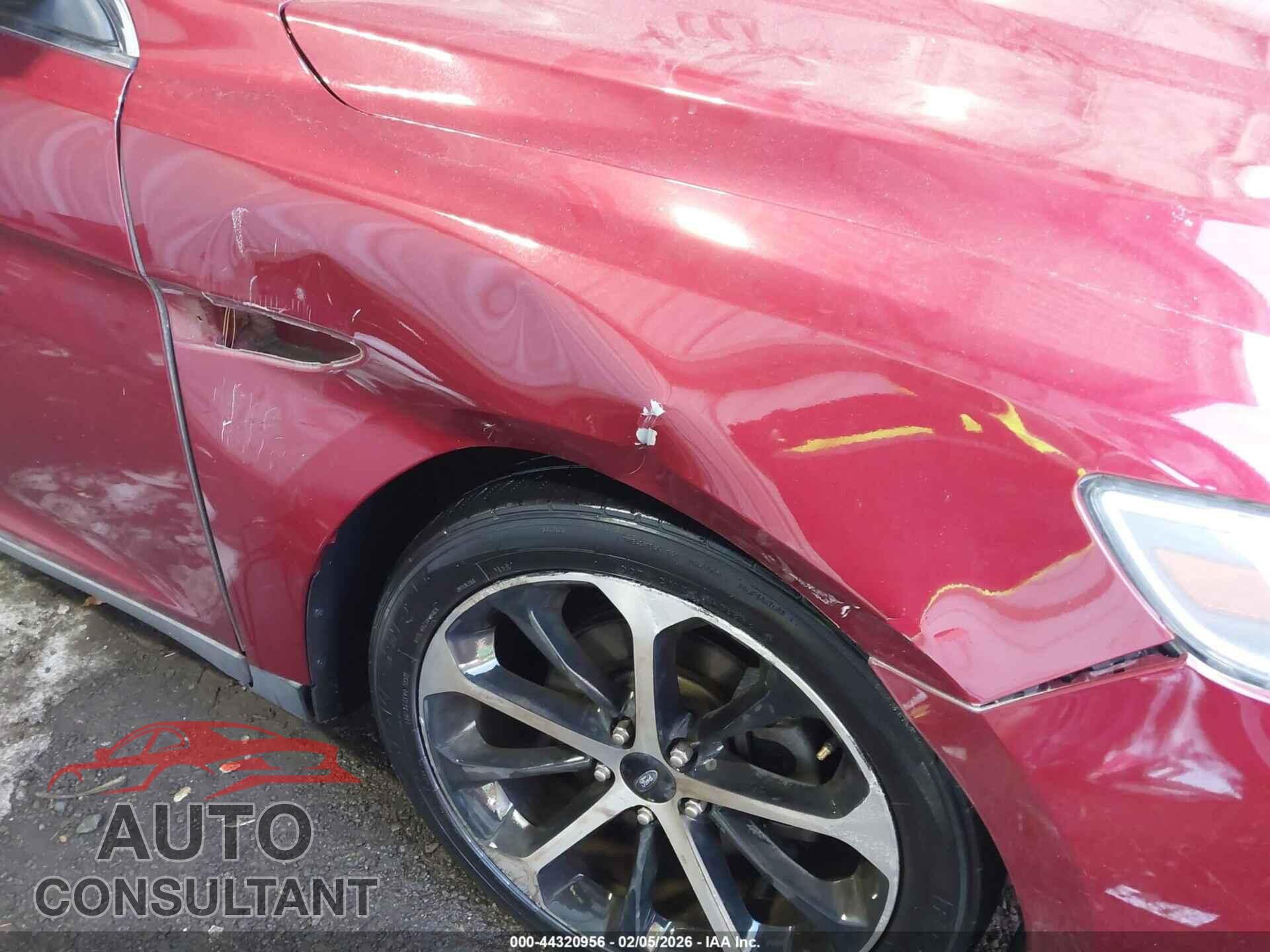 FORD TAURUS 2015 - 1FAHP2E84FG191940