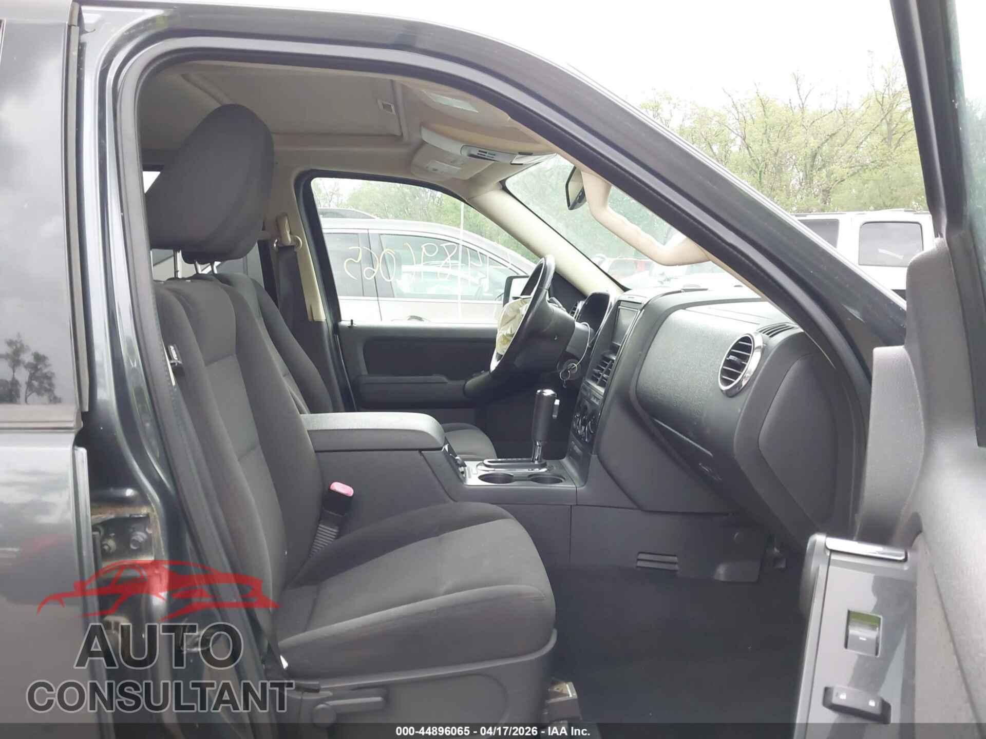 FORD EXPLORER 2010 - 1FMEU7DE9AUB12729