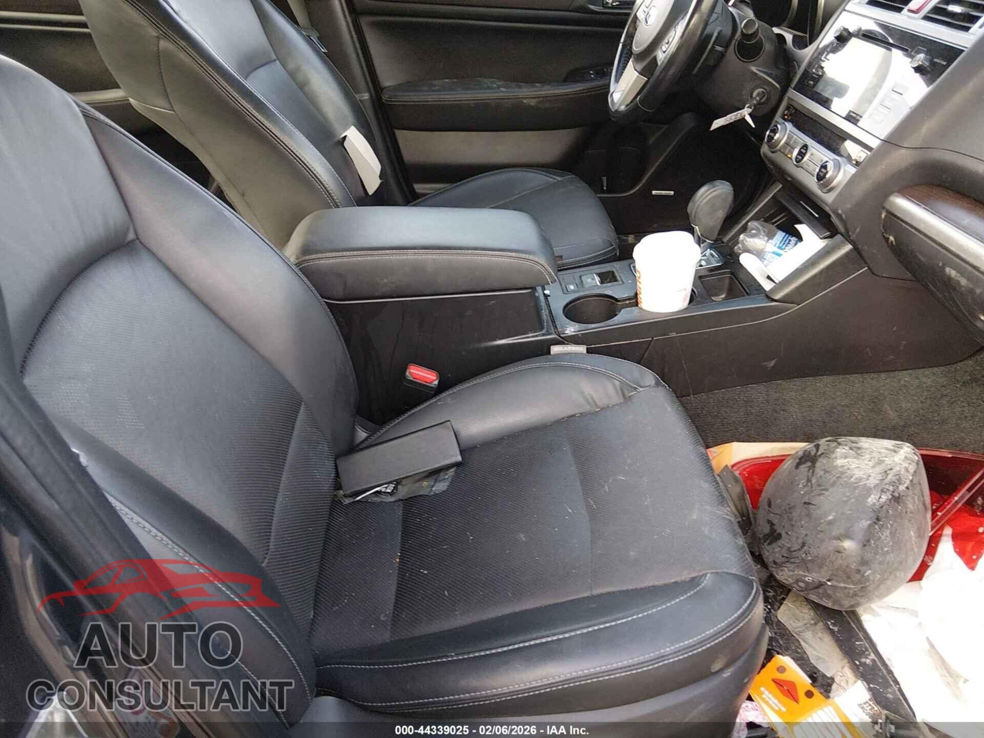 SUBARU LEGACY 2015 - 4S3BNAJ67F3036004