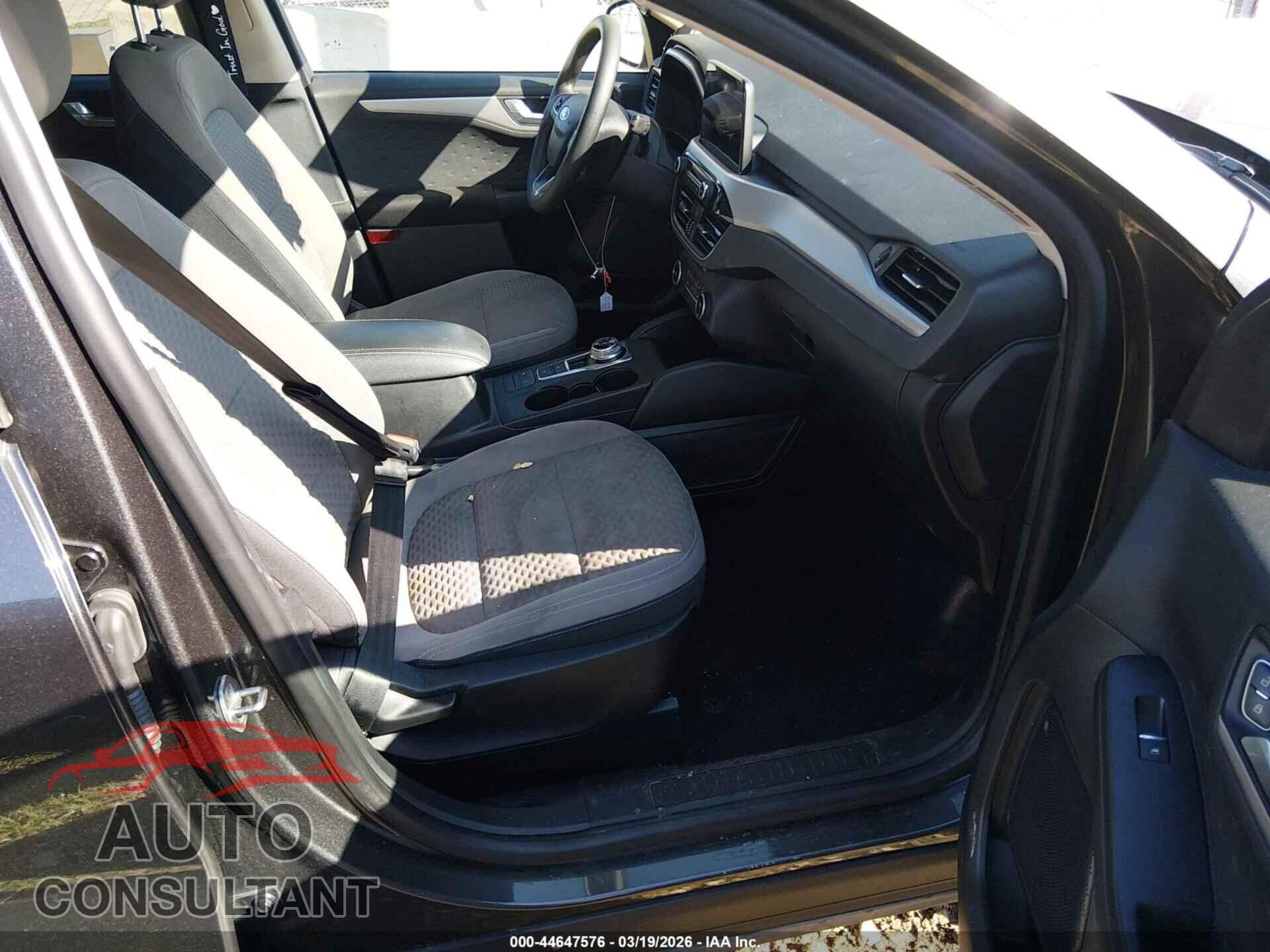 FORD ESCAPE 2020 - 1FMCU0G66LUA05059