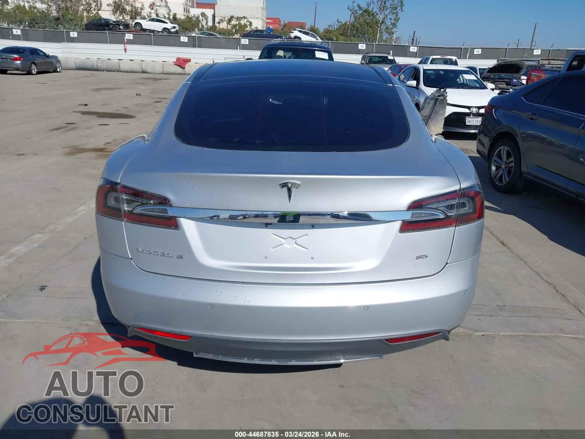 TESLA MODEL S 2015 - 5YJSA1H15FF085534
