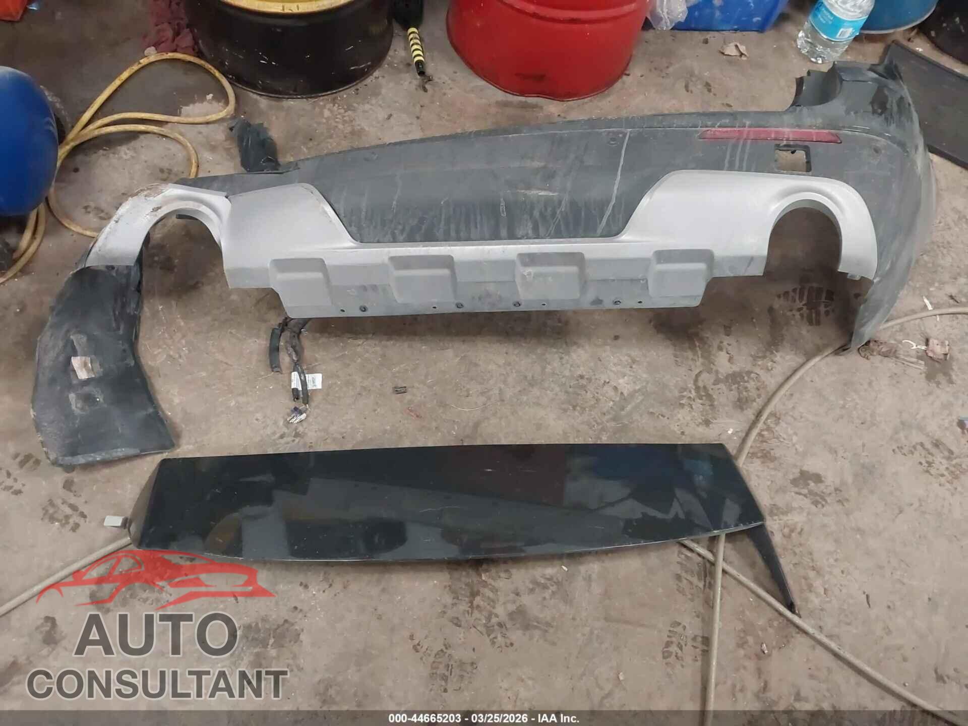 FORD EXPLORER 2023 - 1FMSK8FH1PGB02239