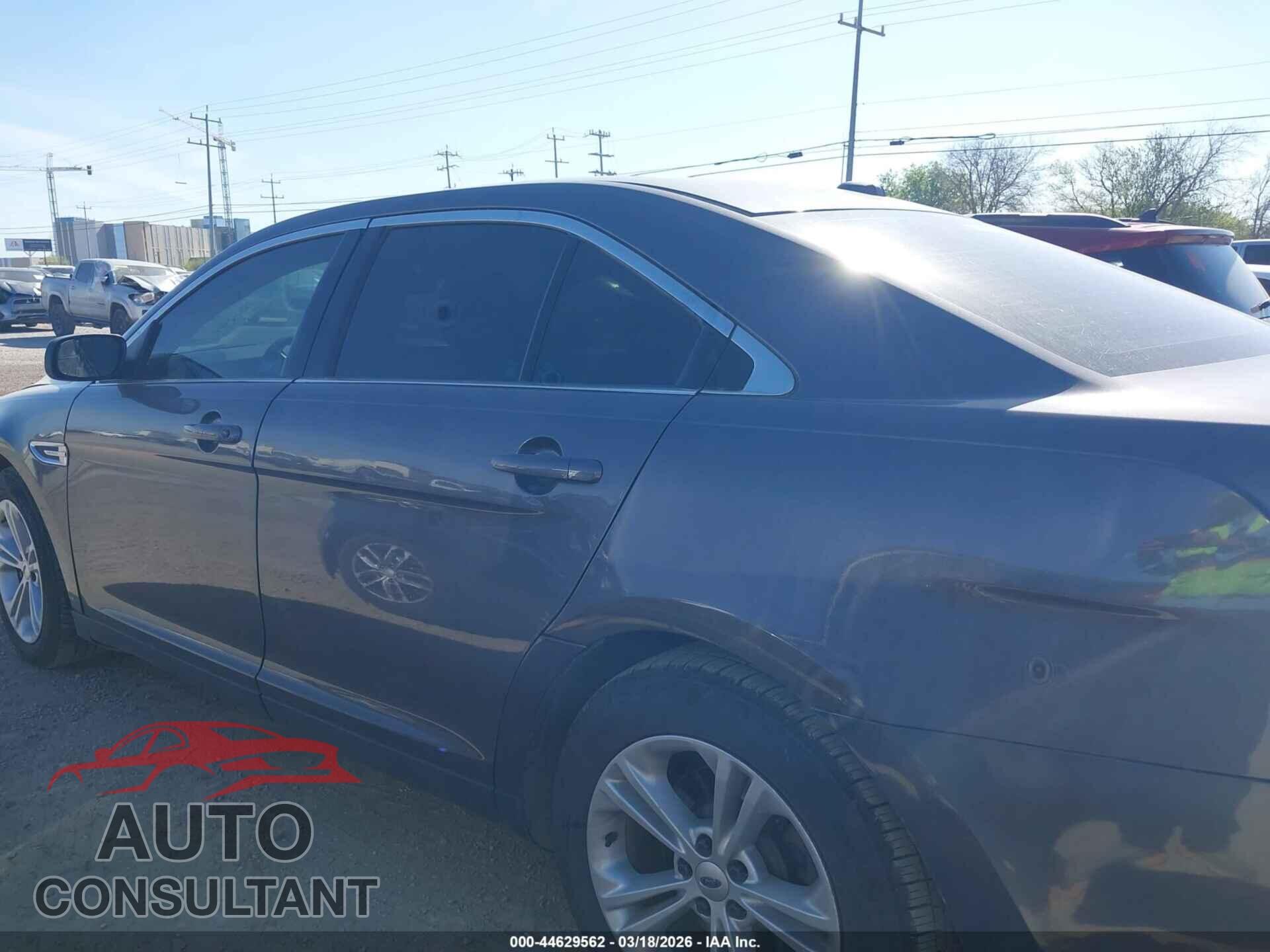 FORD TAURUS 2015 - 1FAHP2E87FG148810