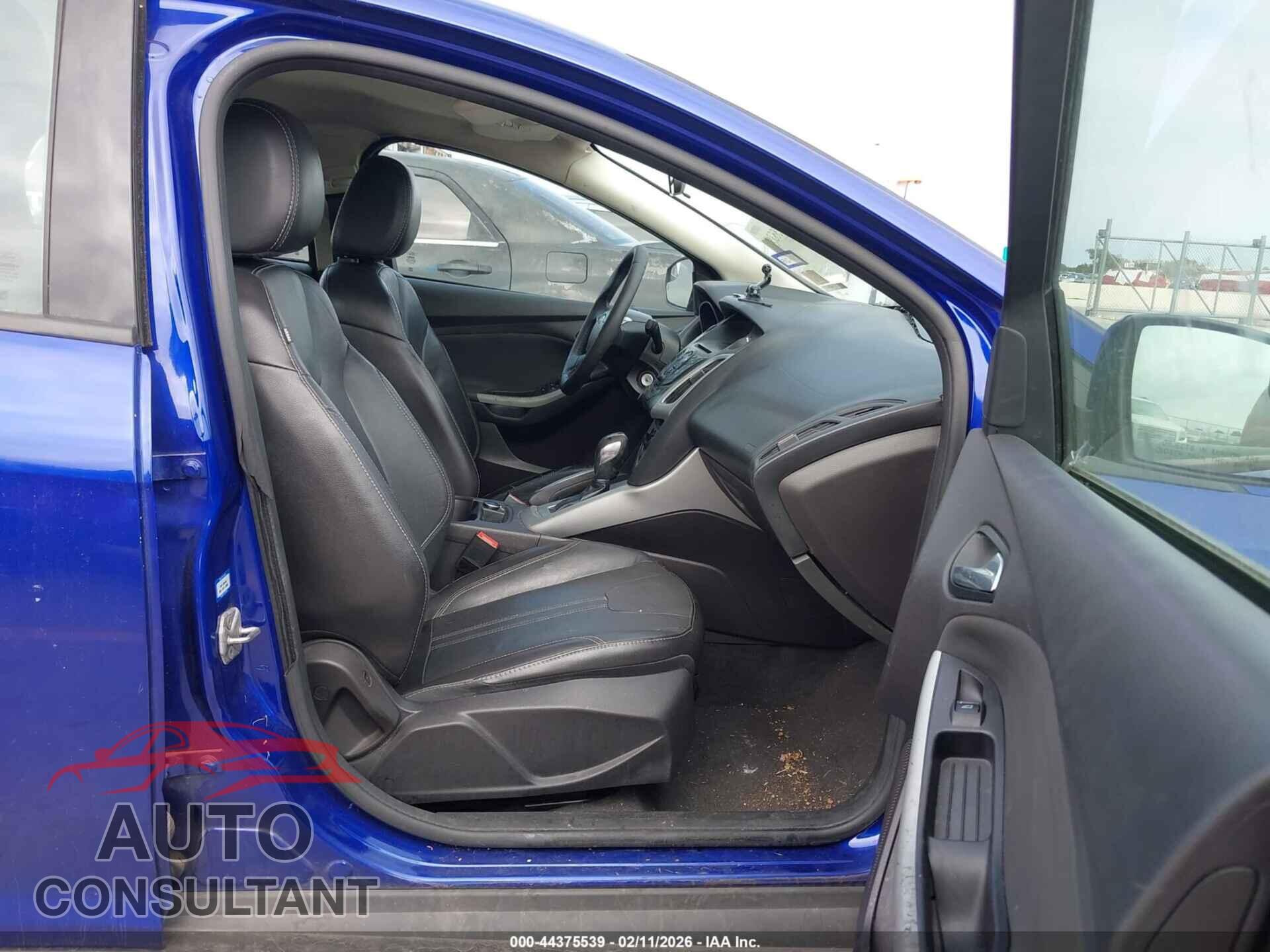 FORD FOCUS 2014 - 1FADP3F21EL137788