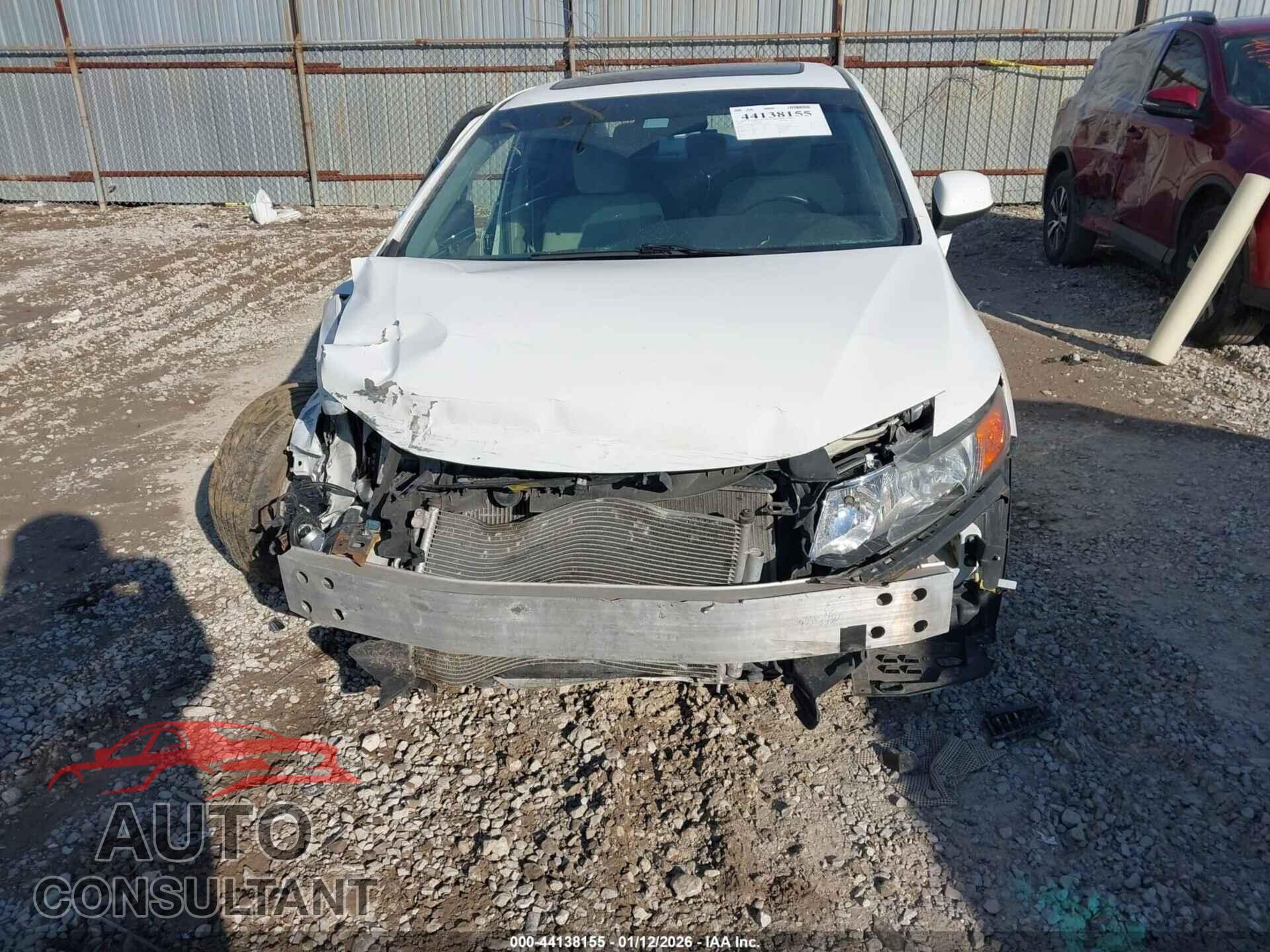 HONDA CIVIC 2012 - 2HGFB2F82CH524393