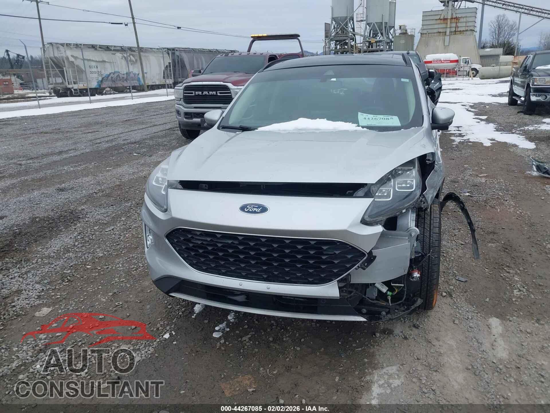 FORD ESCAPE 2020 - 1FMCU9J95LUA22331